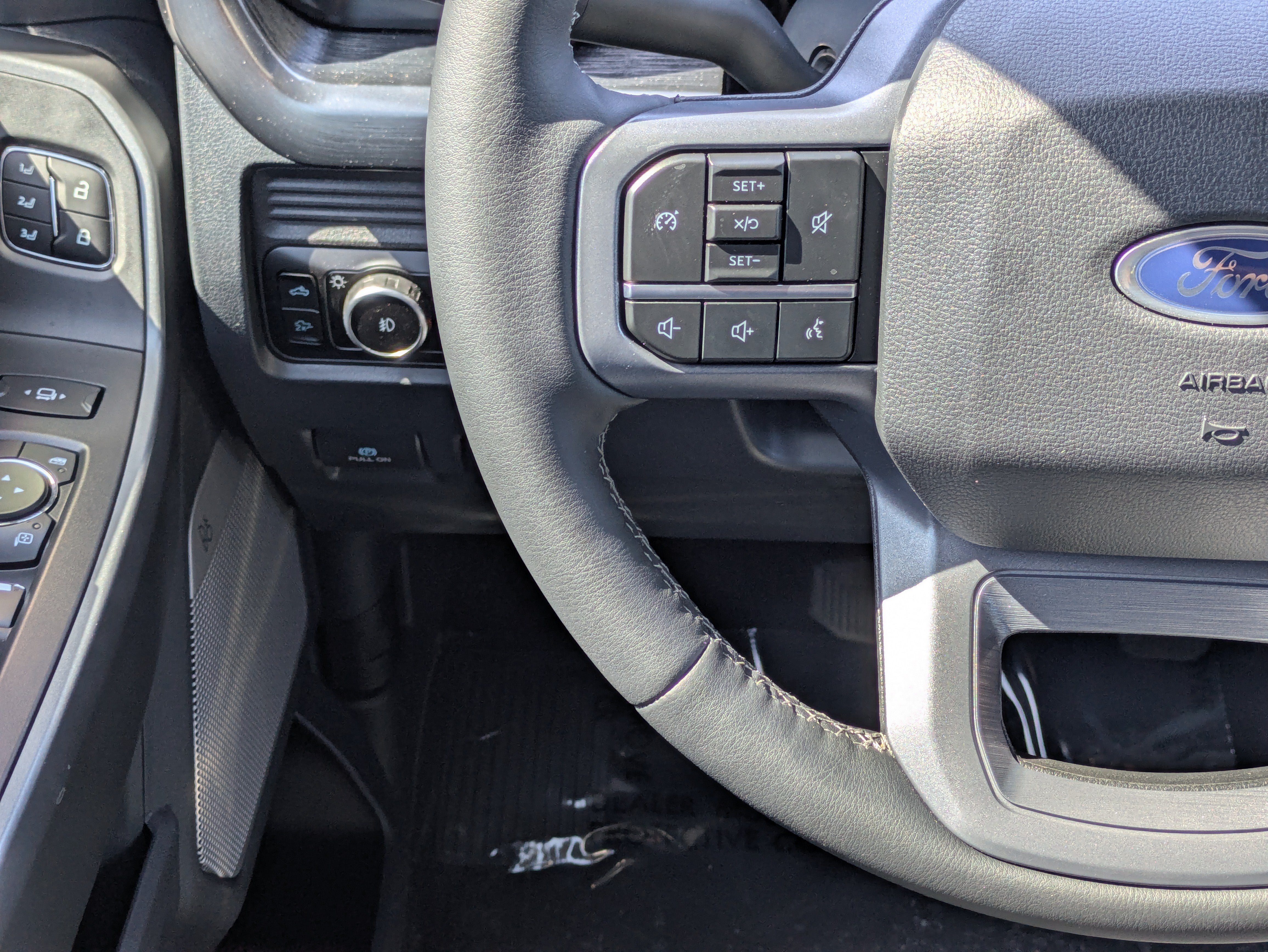 2026 Ford SUPER DUTY F-250 Lariat