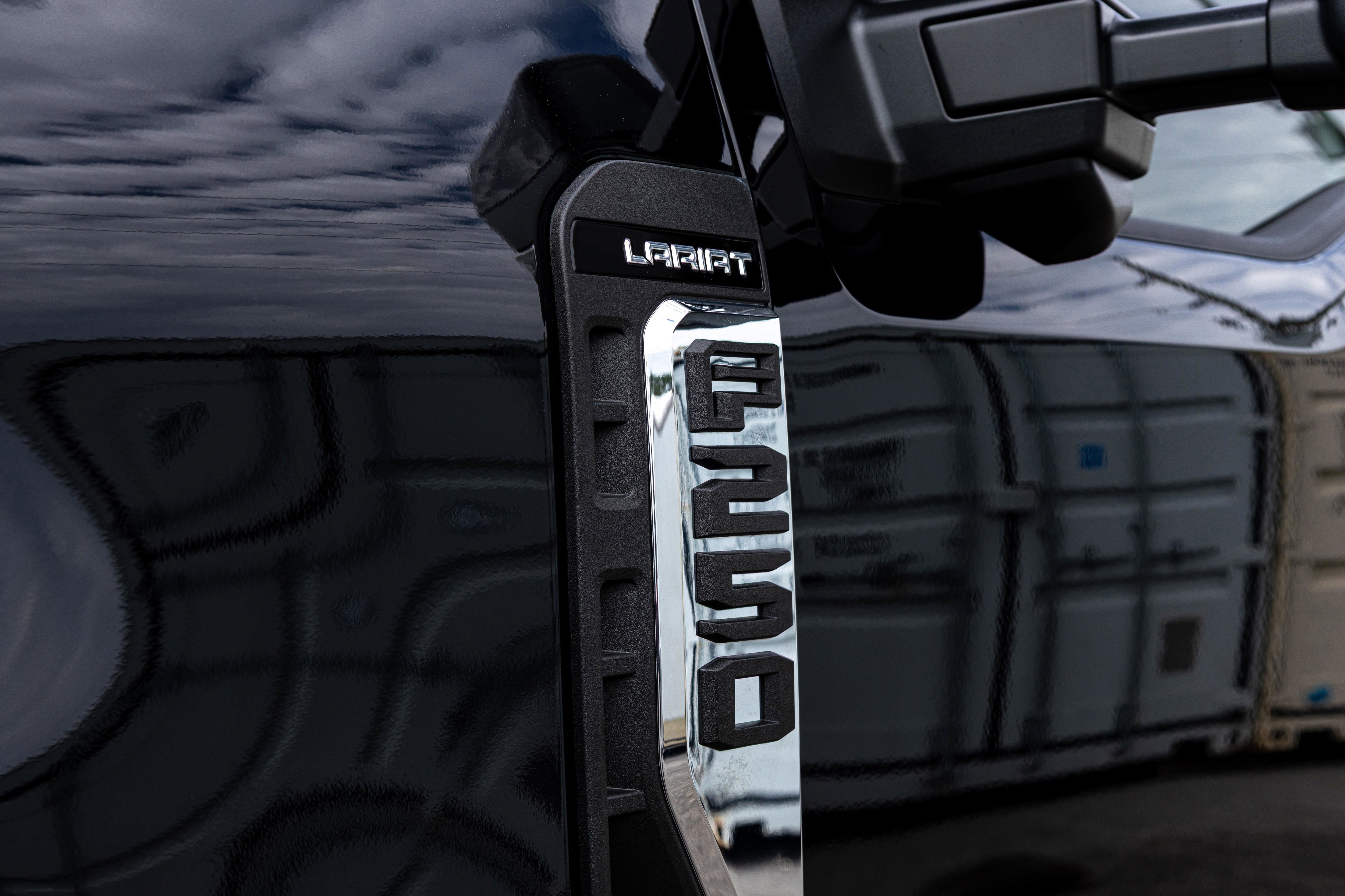 2025 Ford Super Duty F-250 SRW LARIAT