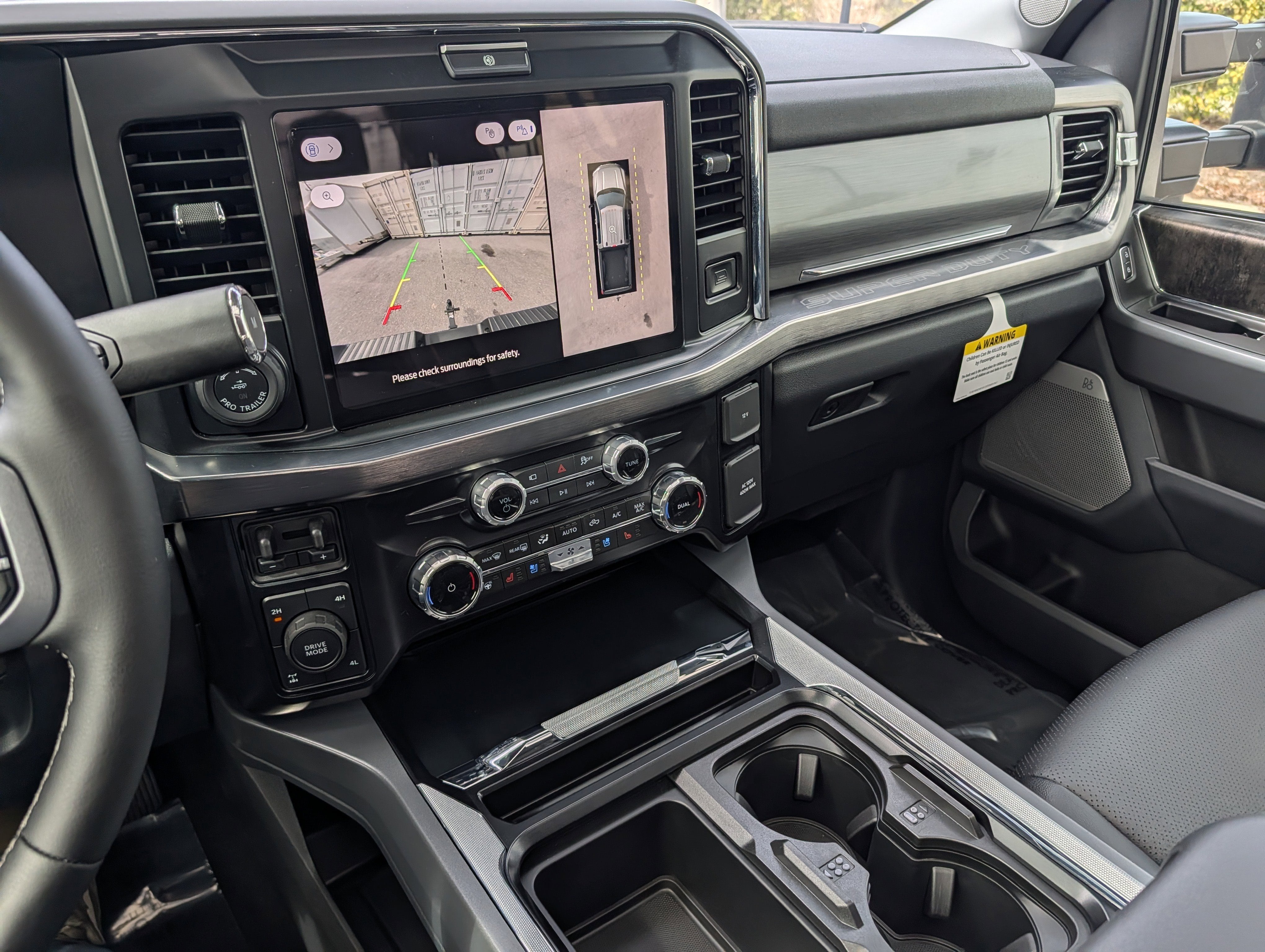 2025 Ford Super Duty F-250 SRW LARIAT