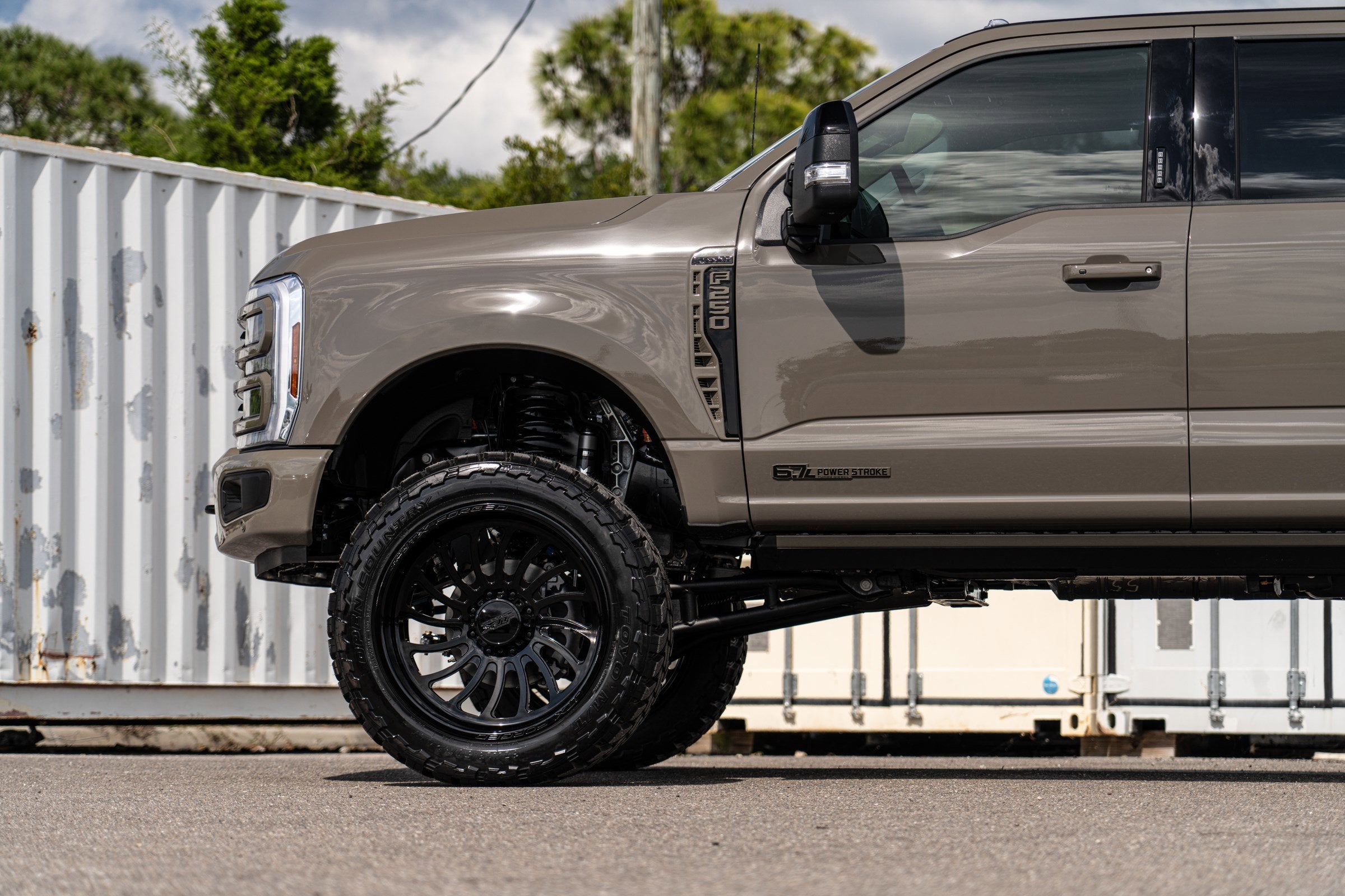 2026 Ford SUPER DUTY F-250 Lariat