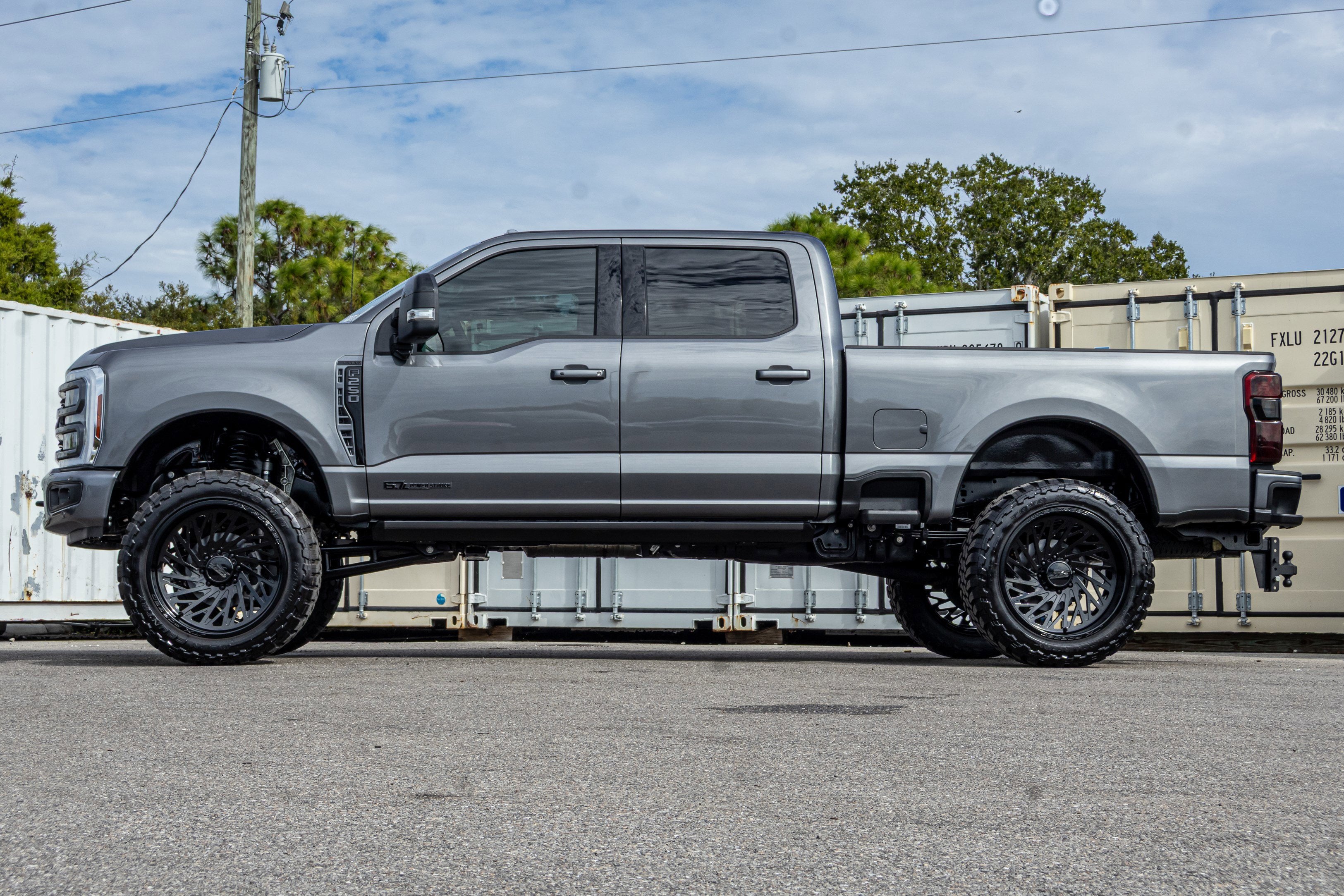 2025 Ford Super Duty F-250 SRW LARIAT