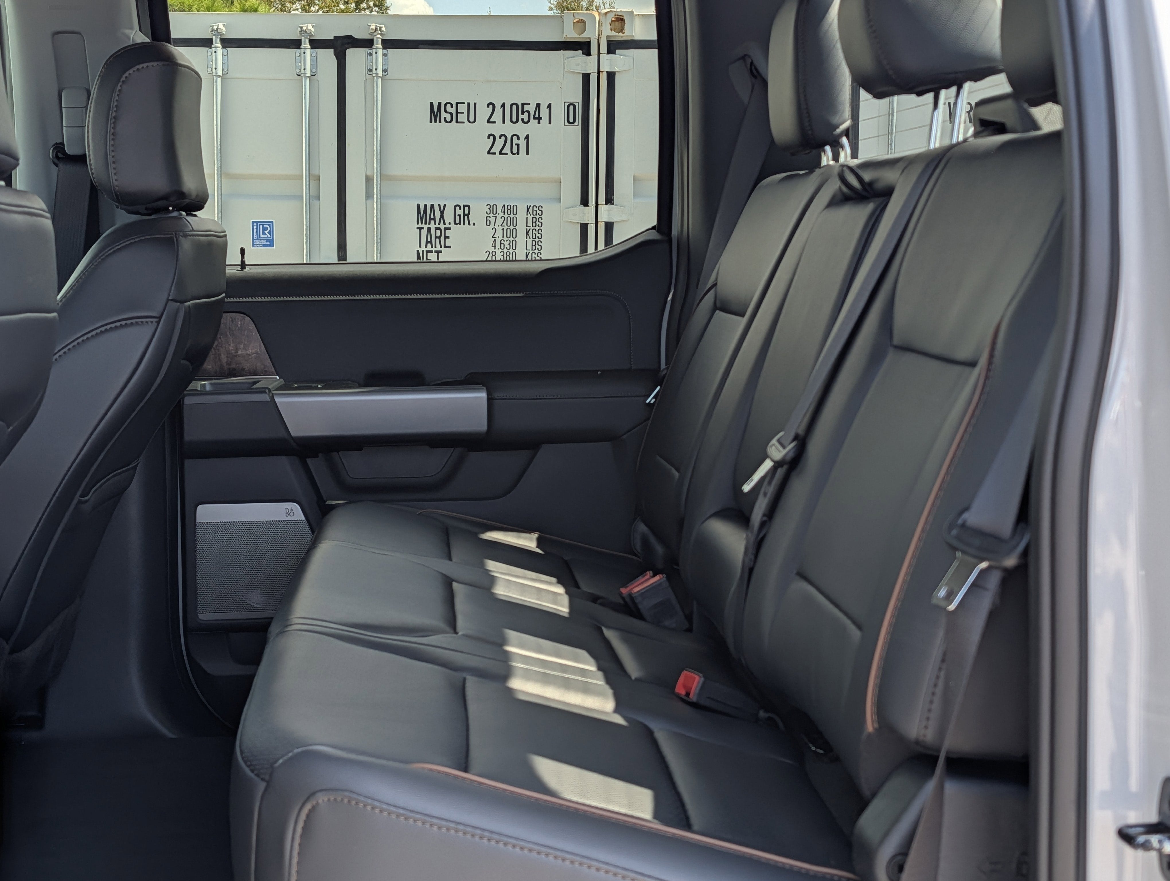 2026 Ford SUPER DUTY F-250 Lariat