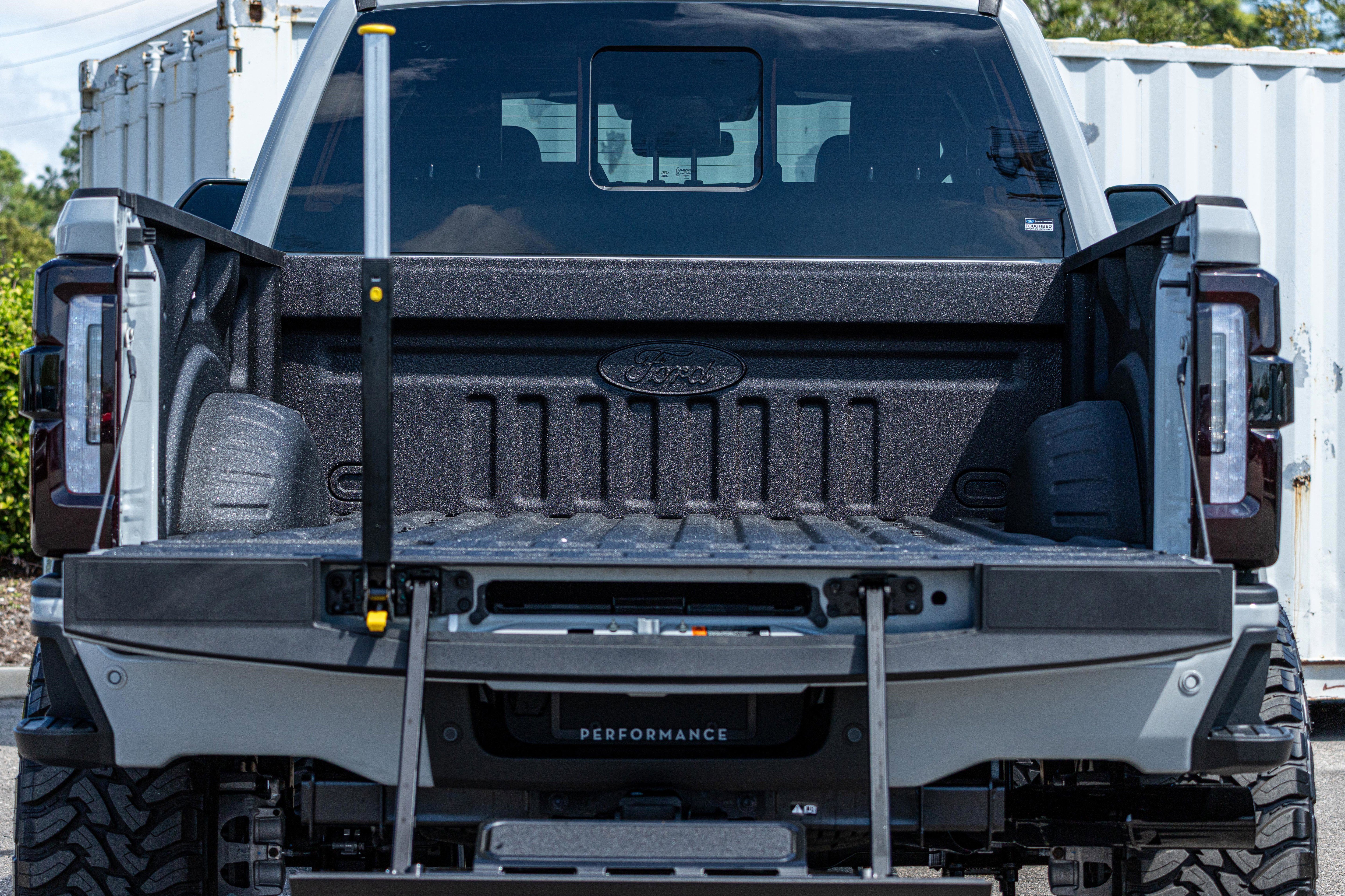 2026 Ford SUPER DUTY F-250 Platinum