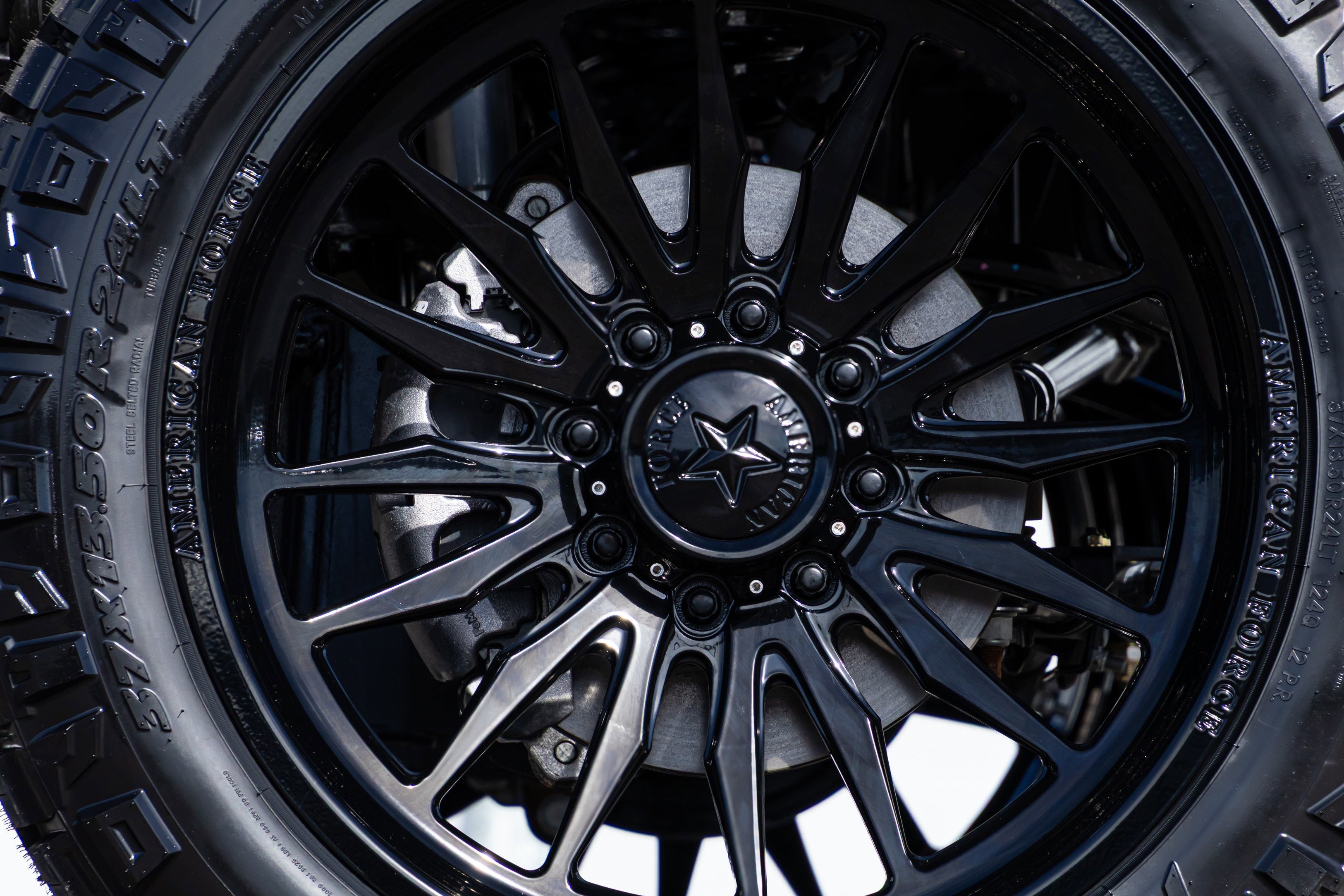 2025 Ford Super Duty F-250 SRW Platinum