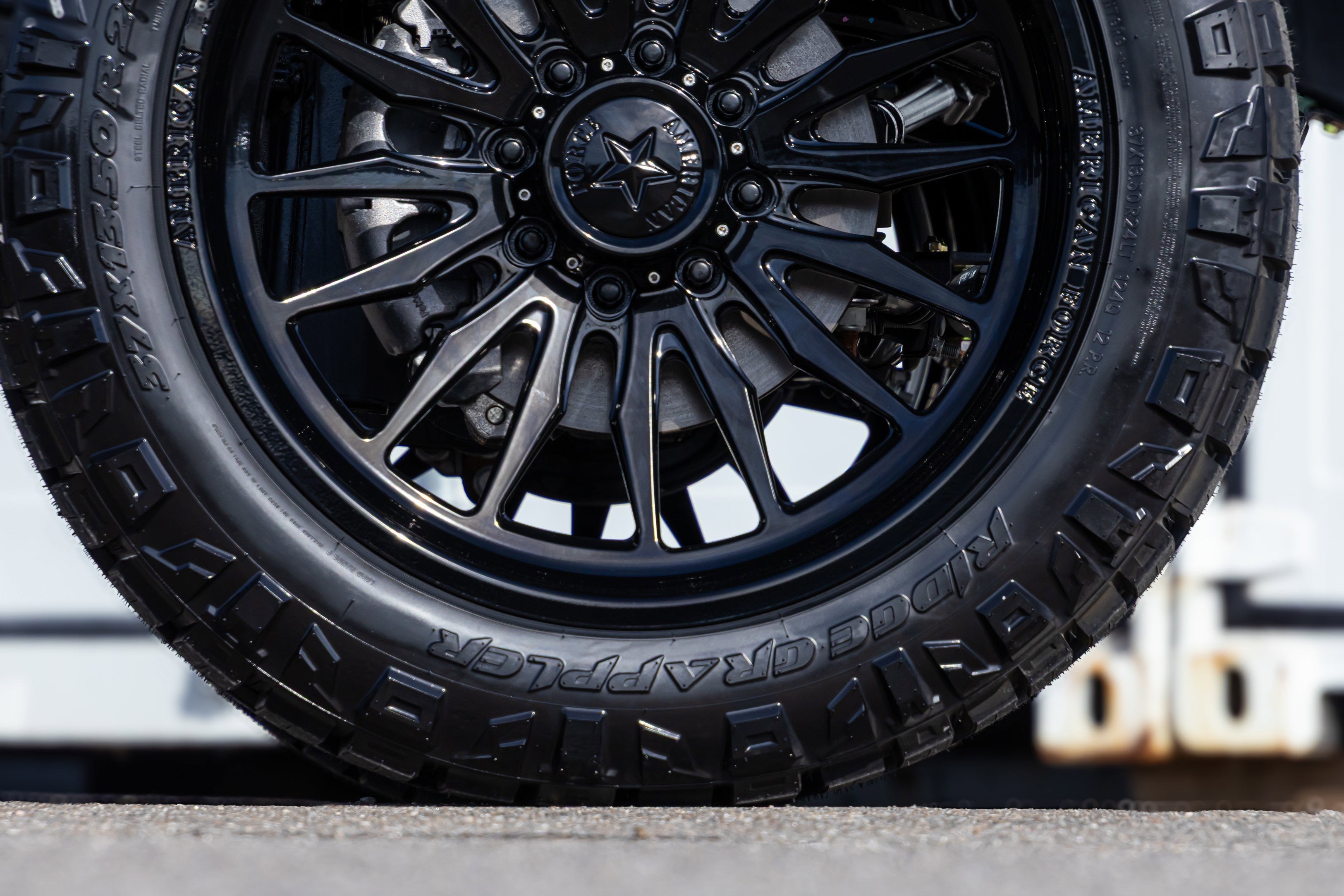 2025 Ford Super Duty F-250 SRW Platinum