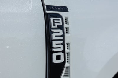 2025 Ford Super Duty F-250 SRW Platinum
