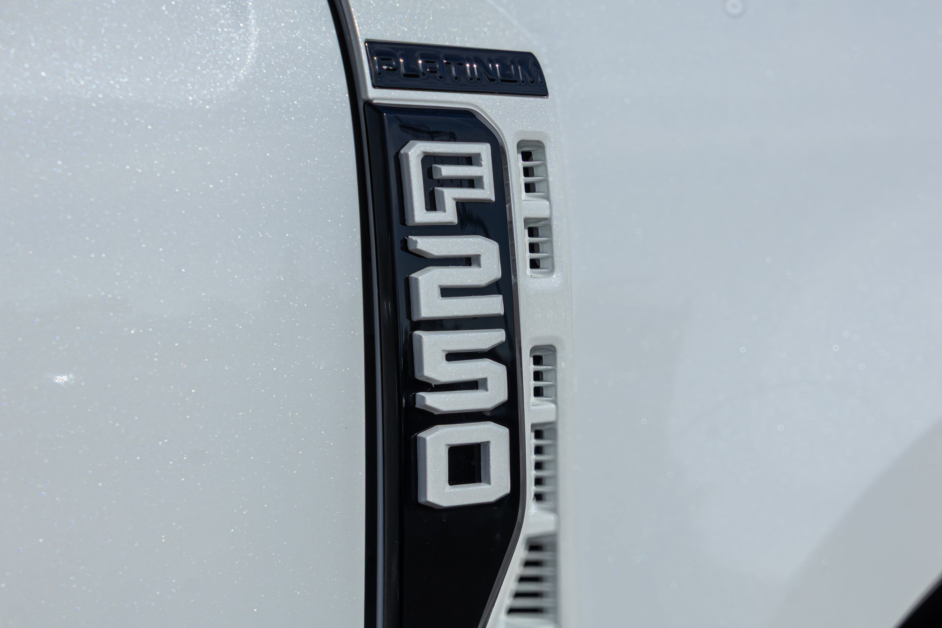 2025 Ford Super Duty F-250 SRW Platinum