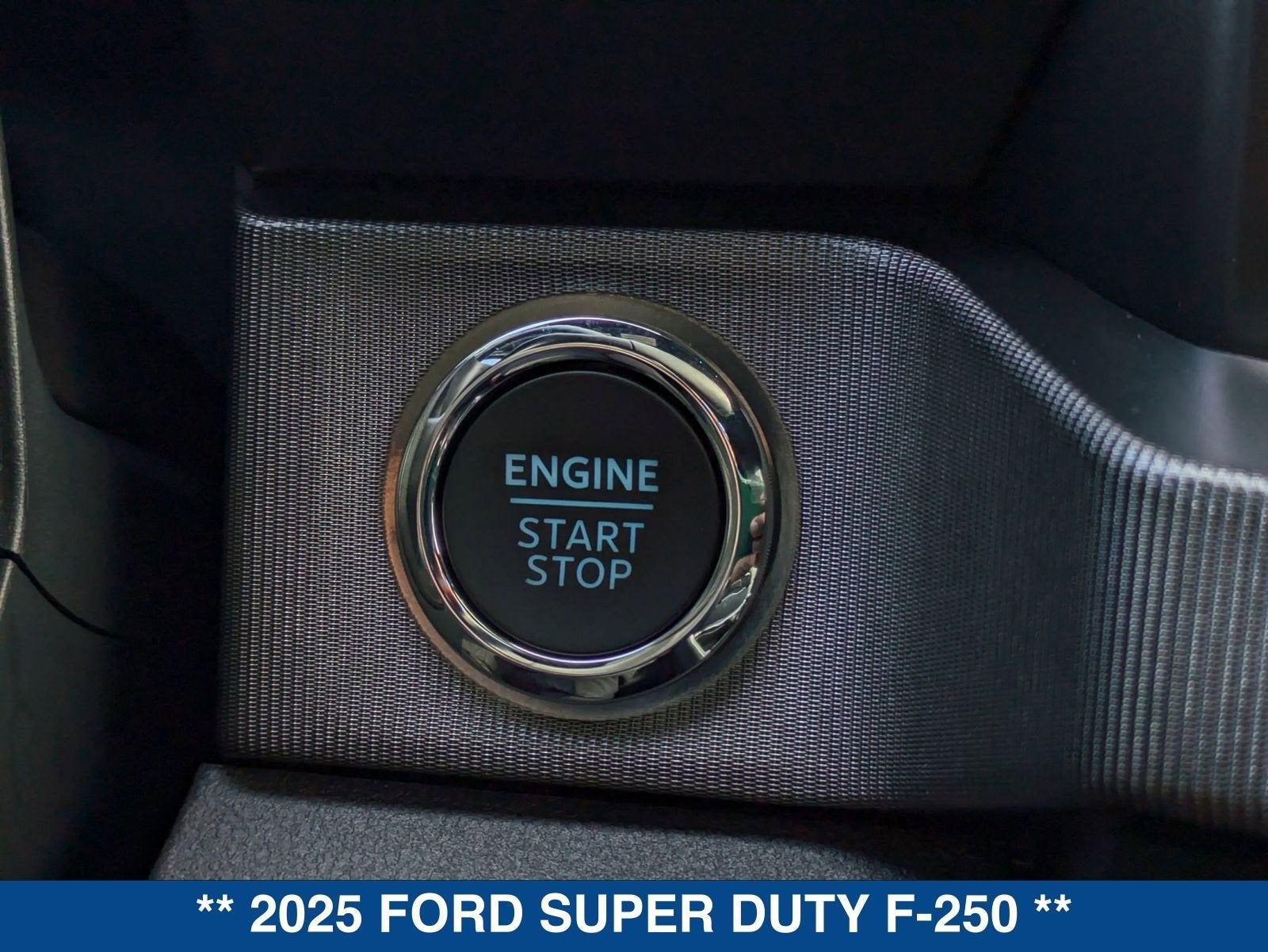 2025 Ford Super Duty F-250 SRW Platinum