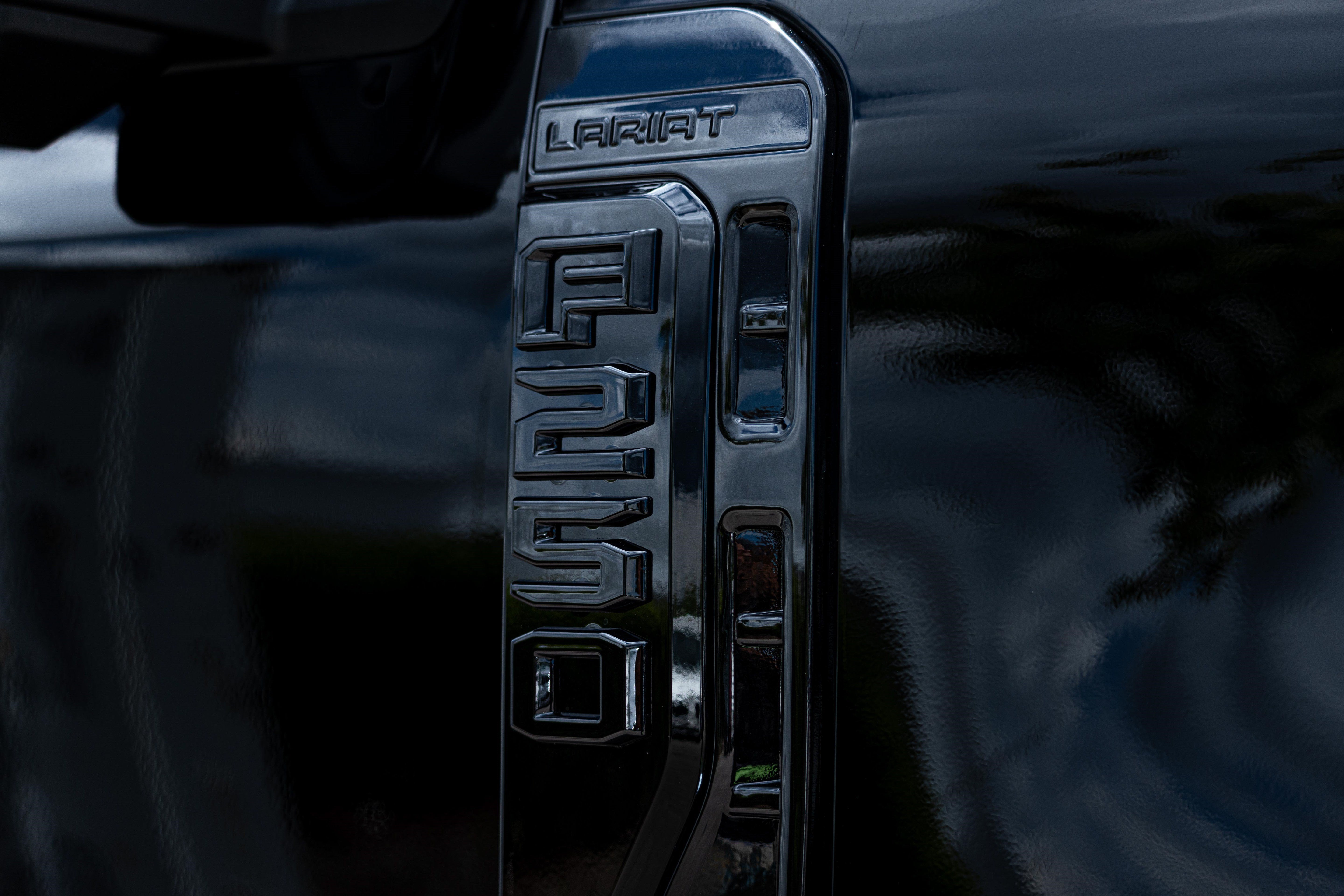 2026 Ford SUPER DUTY F-250 Lariat