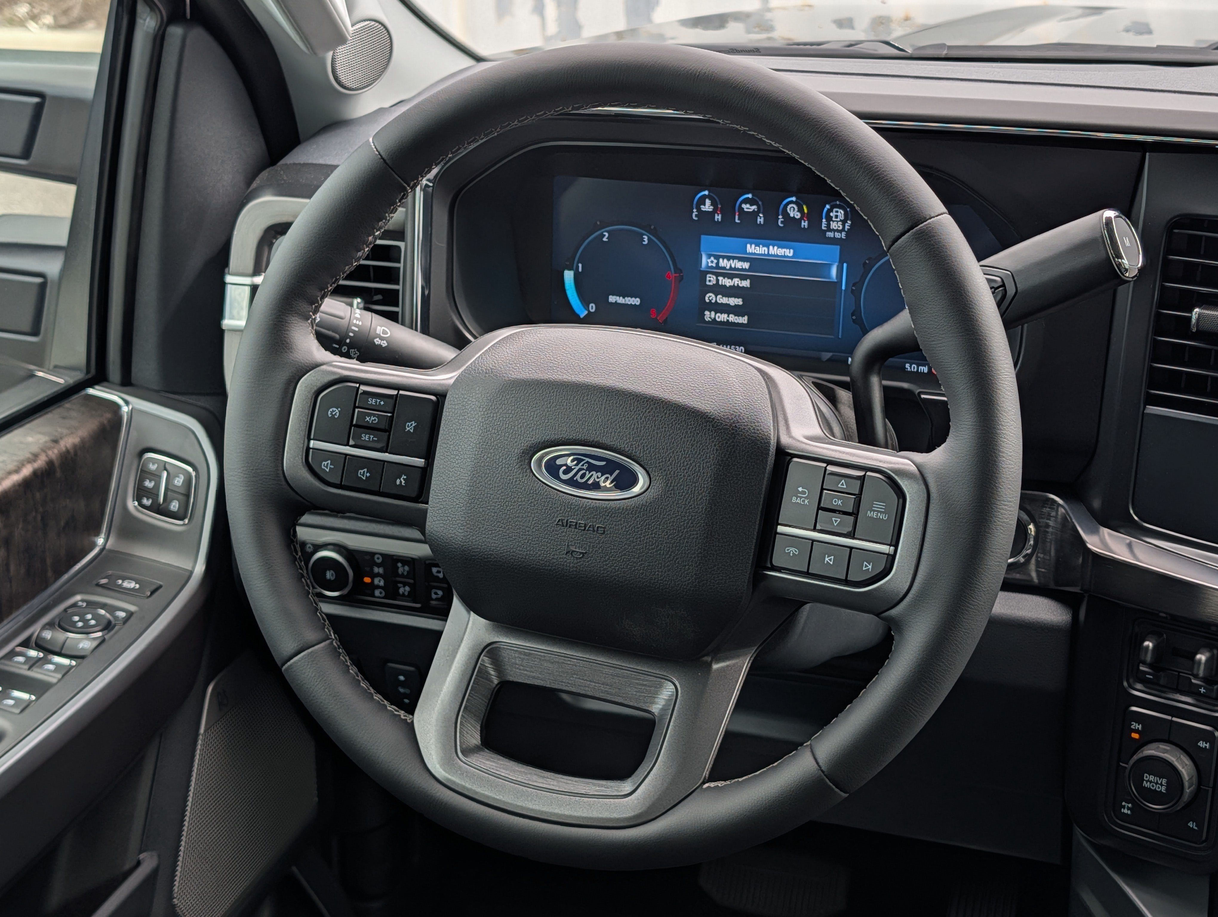 2026 Ford SUPER DUTY F-250 Lariat