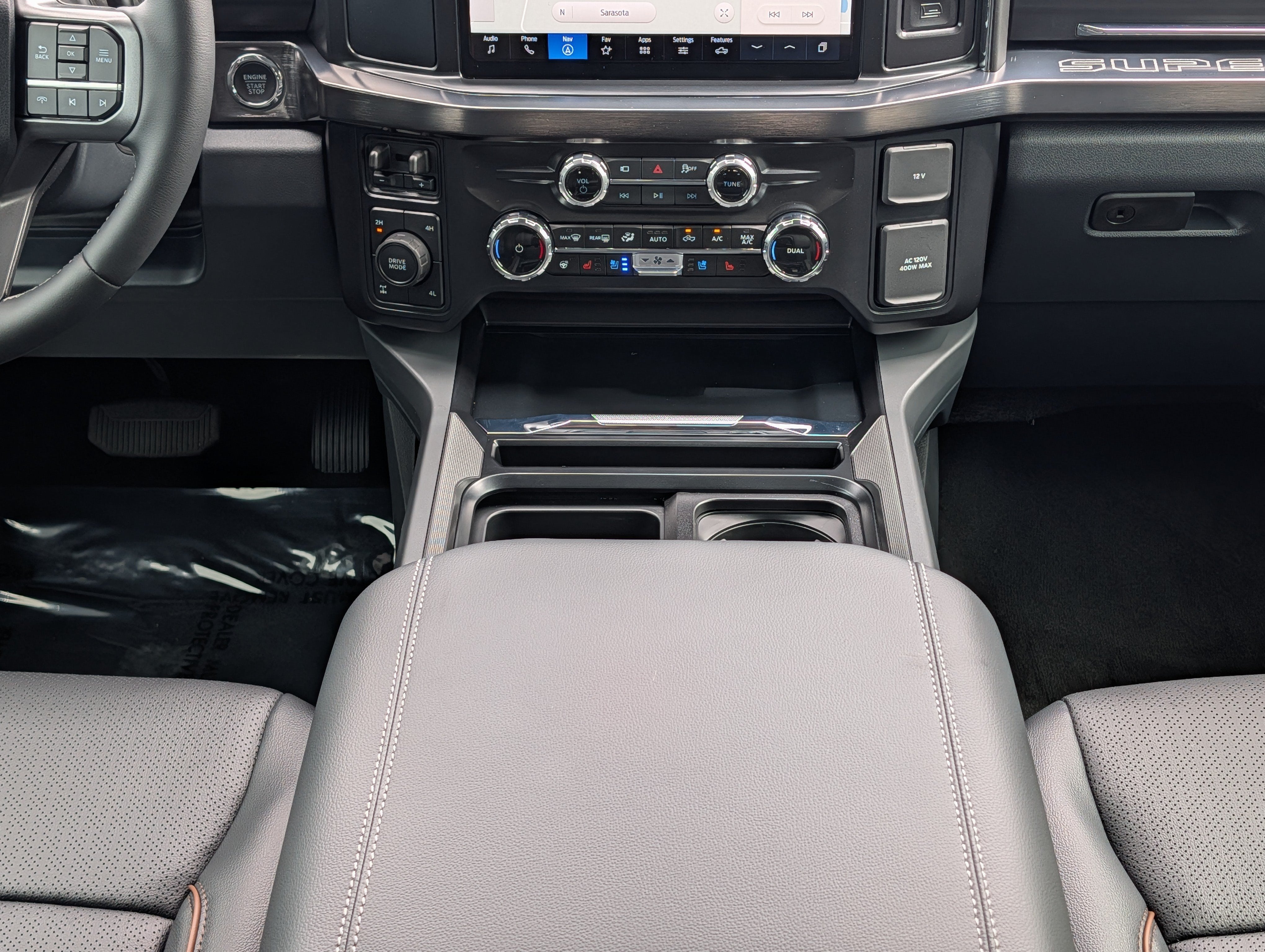 2026 Ford SUPER DUTY F-250 Lariat