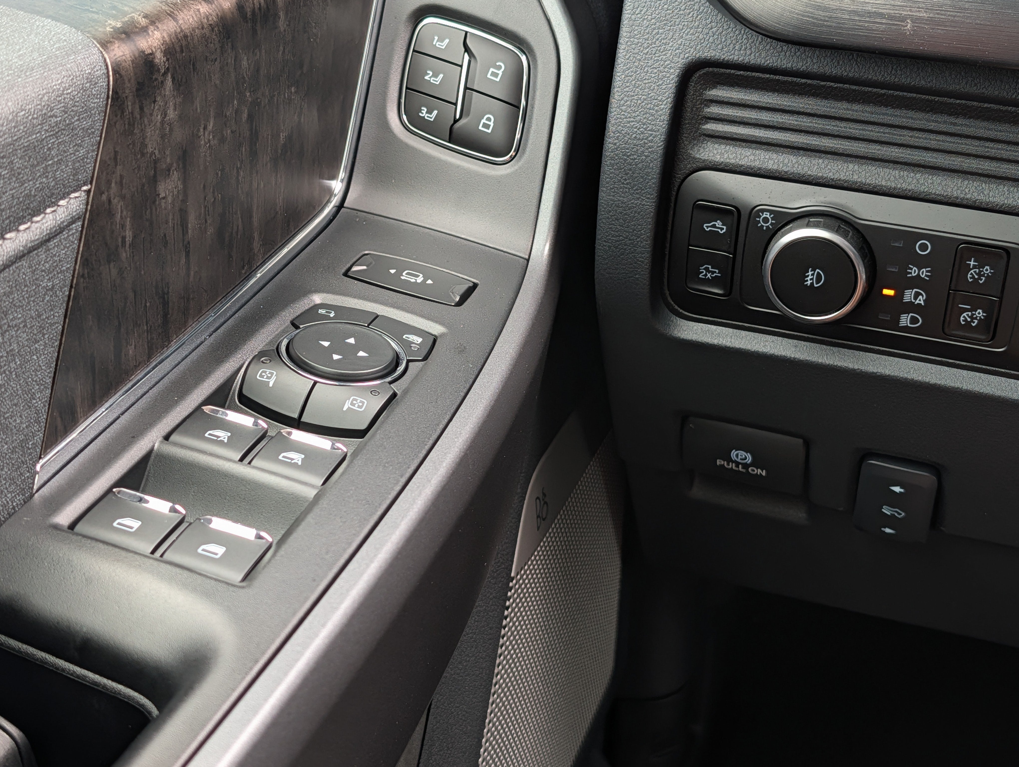 2026 Ford SUPER DUTY F-250 Lariat
