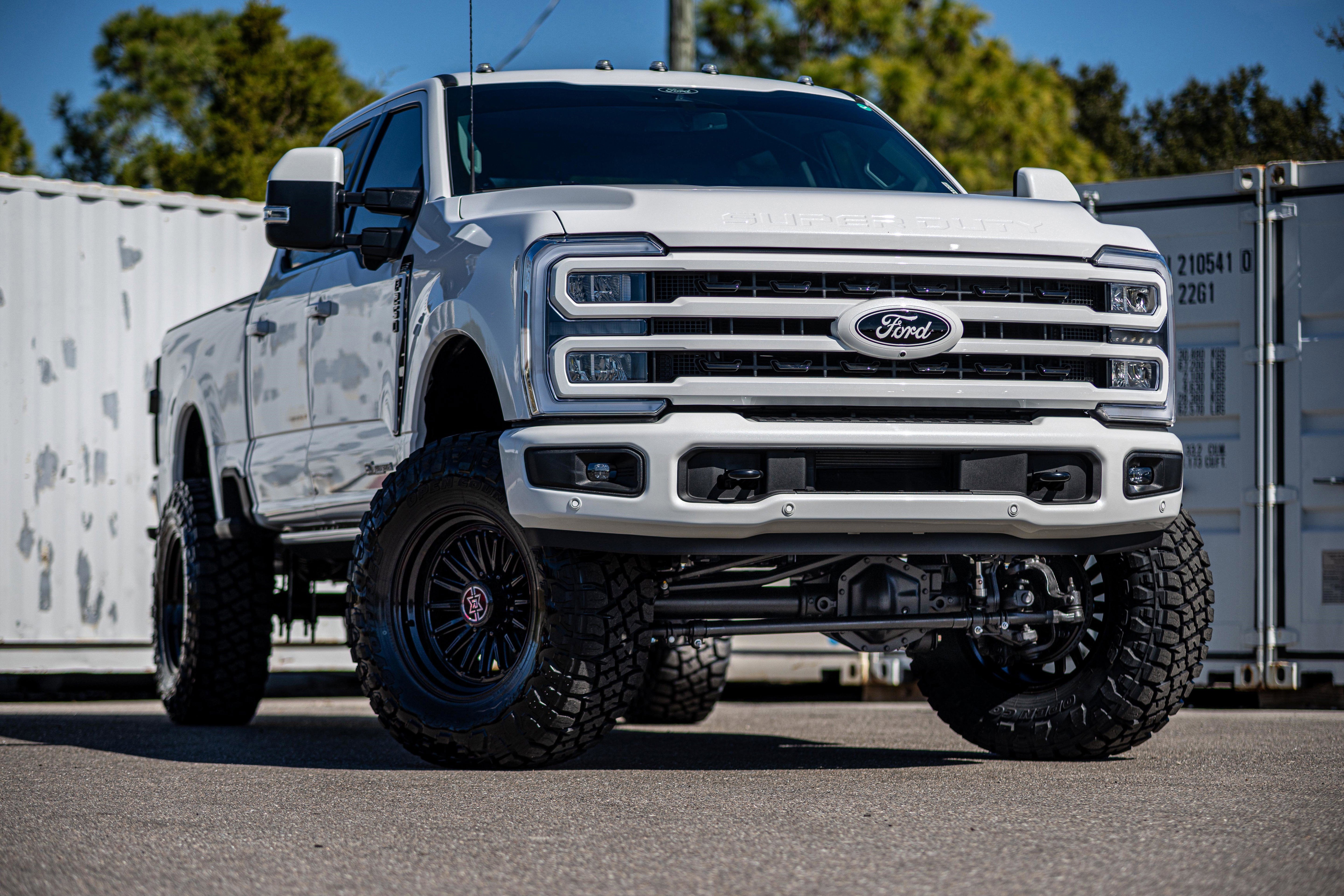 2025 Ford SUPER DUTY F-250 Lariat