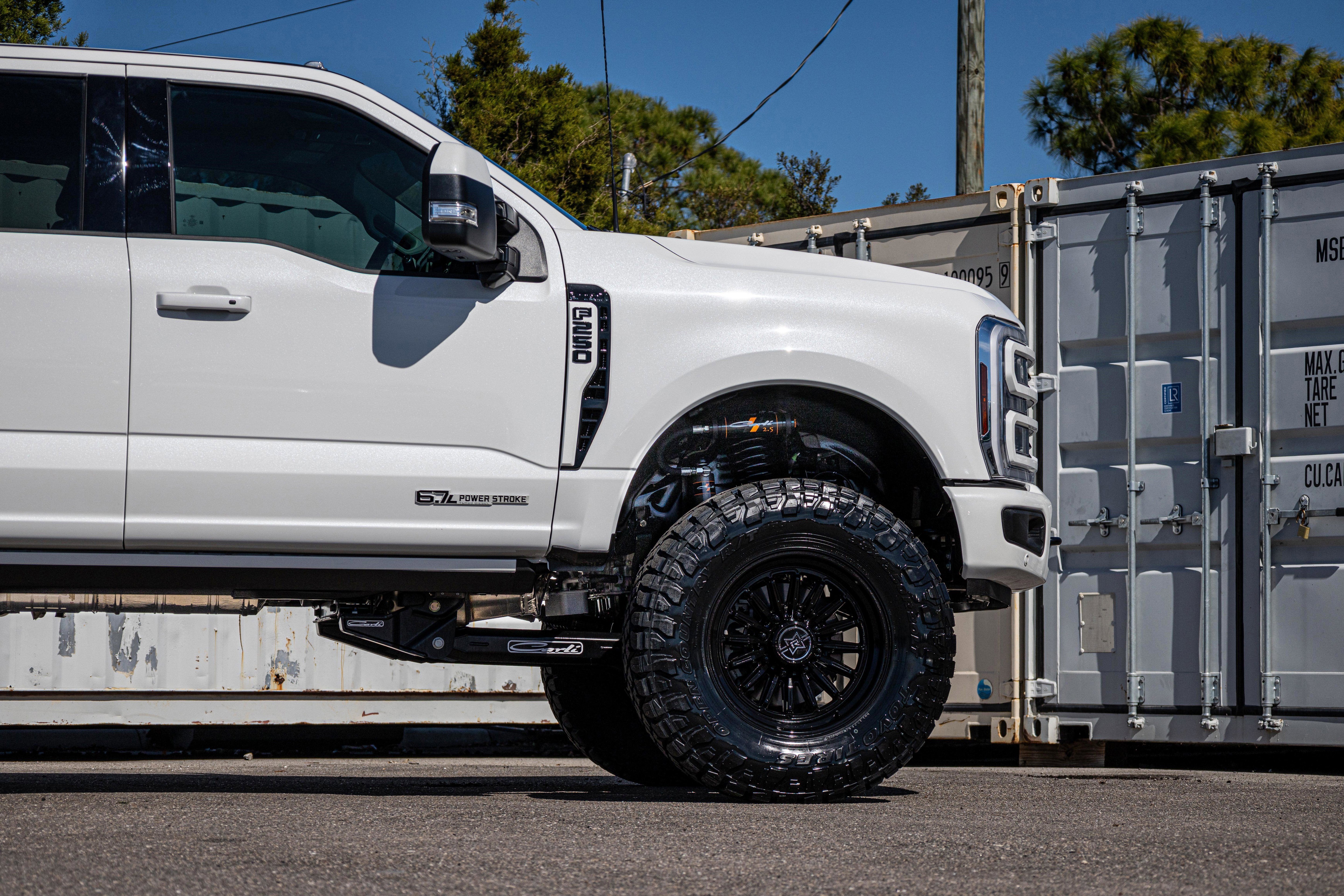 2025 Ford SUPER DUTY F-250 Lariat