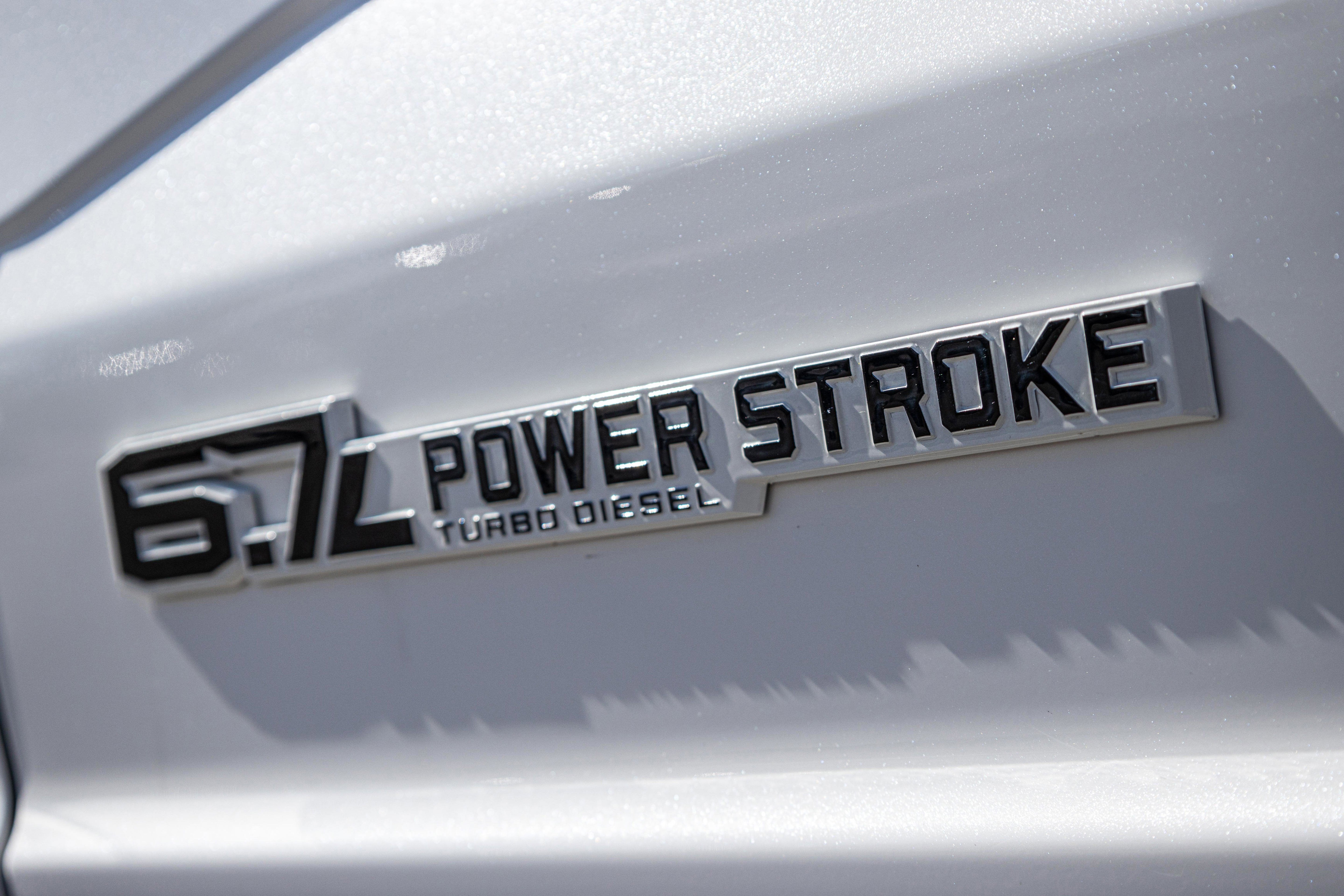 2025 Ford SUPER DUTY F-250 Lariat