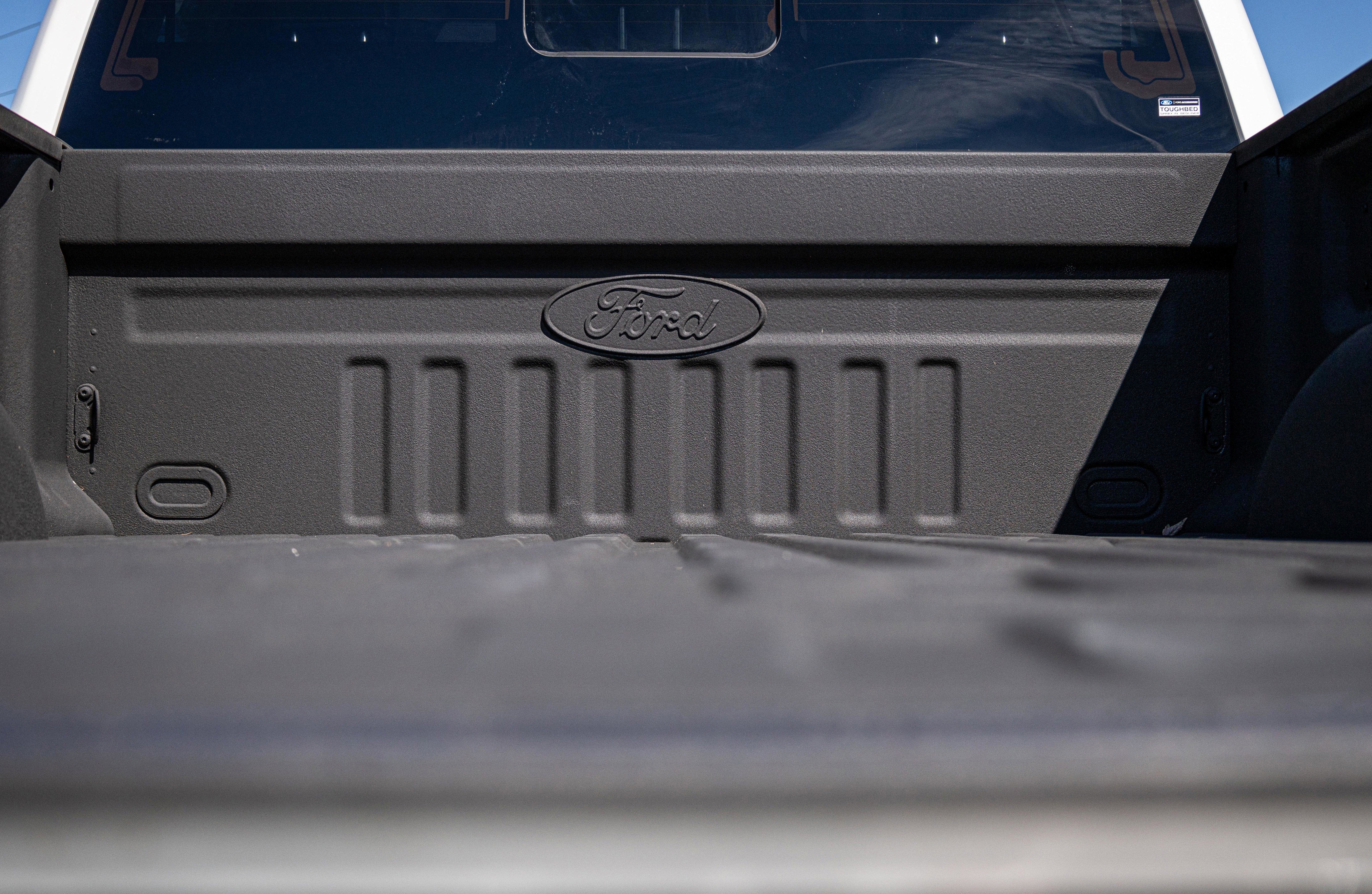 2025 Ford SUPER DUTY F-250 Lariat