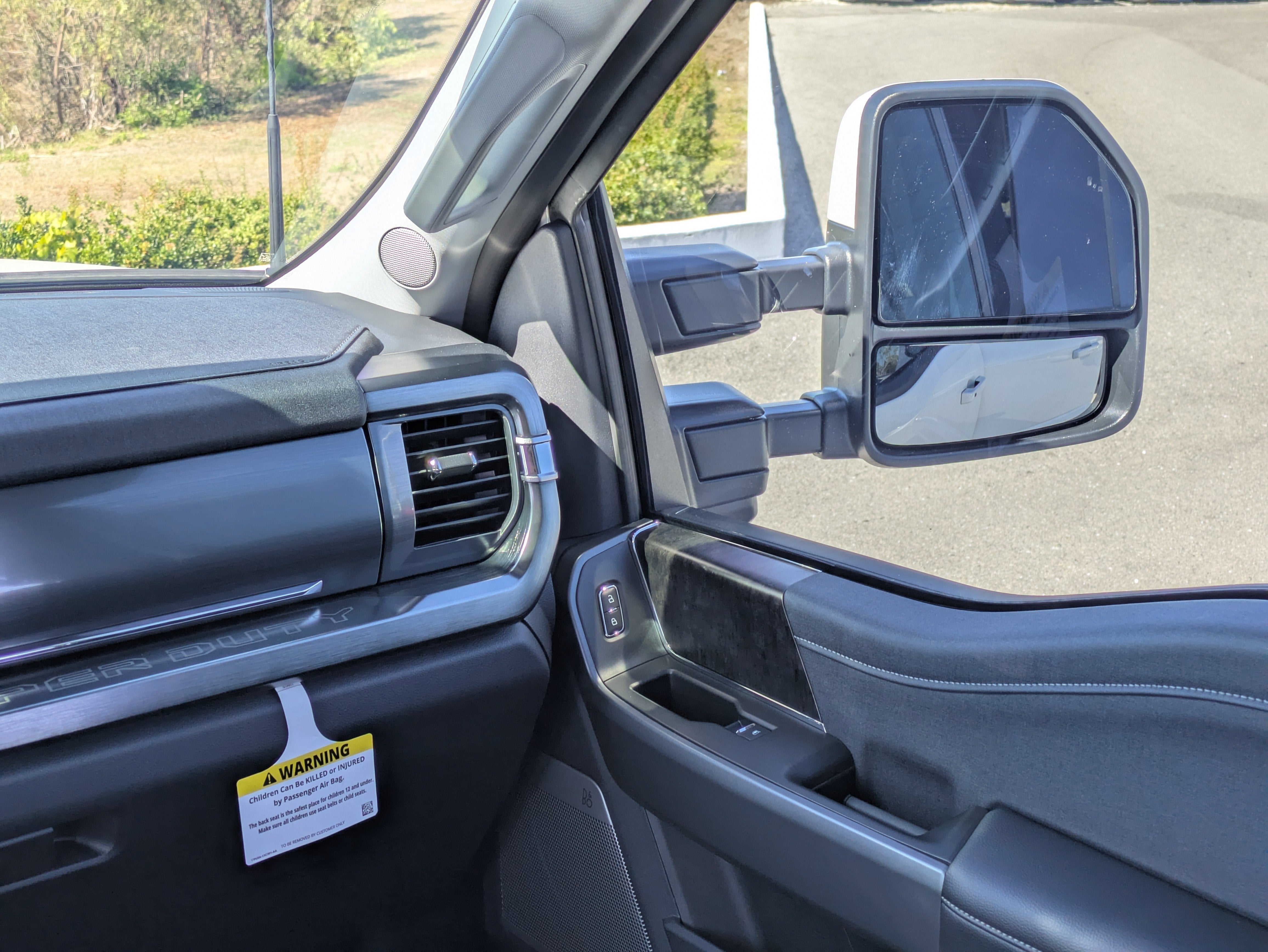 2025 Ford SUPER DUTY F-250 Lariat