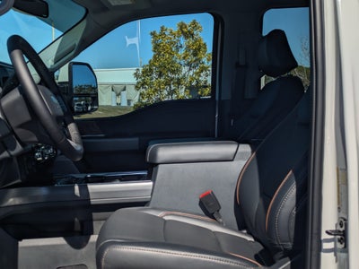 2025 Ford SUPER DUTY F-250 Lariat