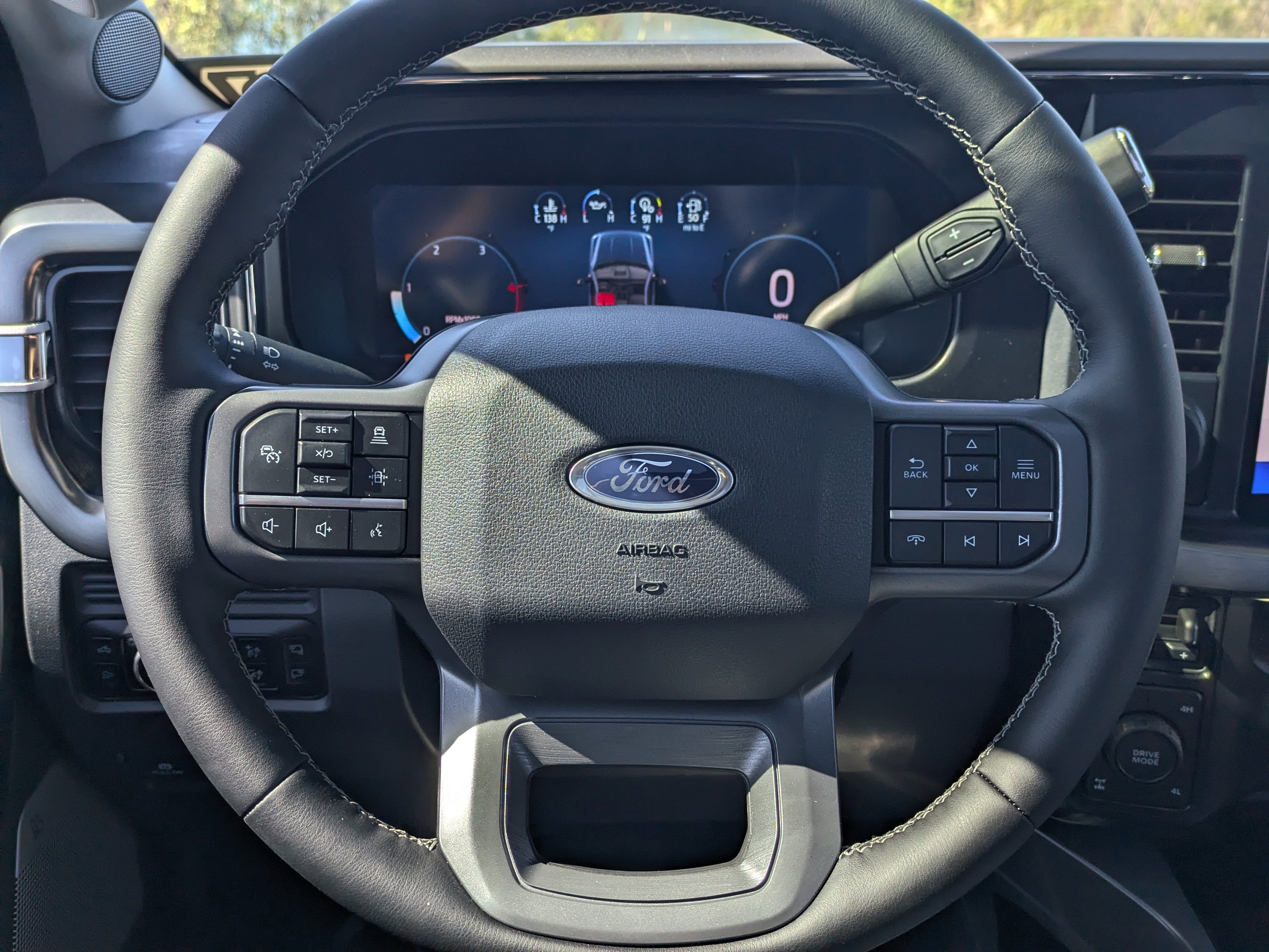 2025 Ford SUPER DUTY F-250 Lariat