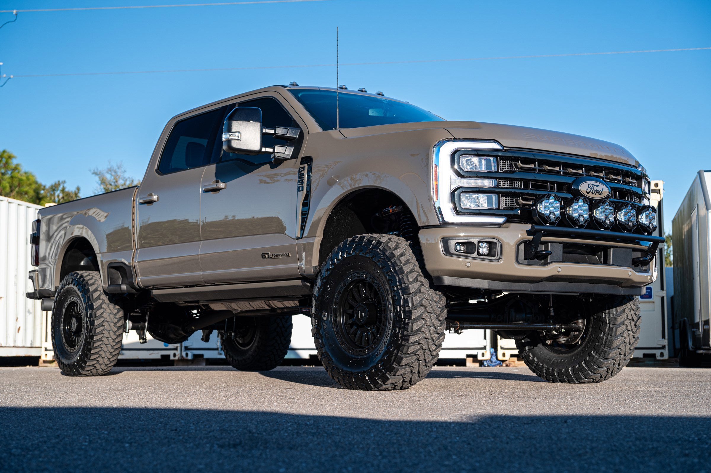 2026 Ford SUPER DUTY F-250 Lariat