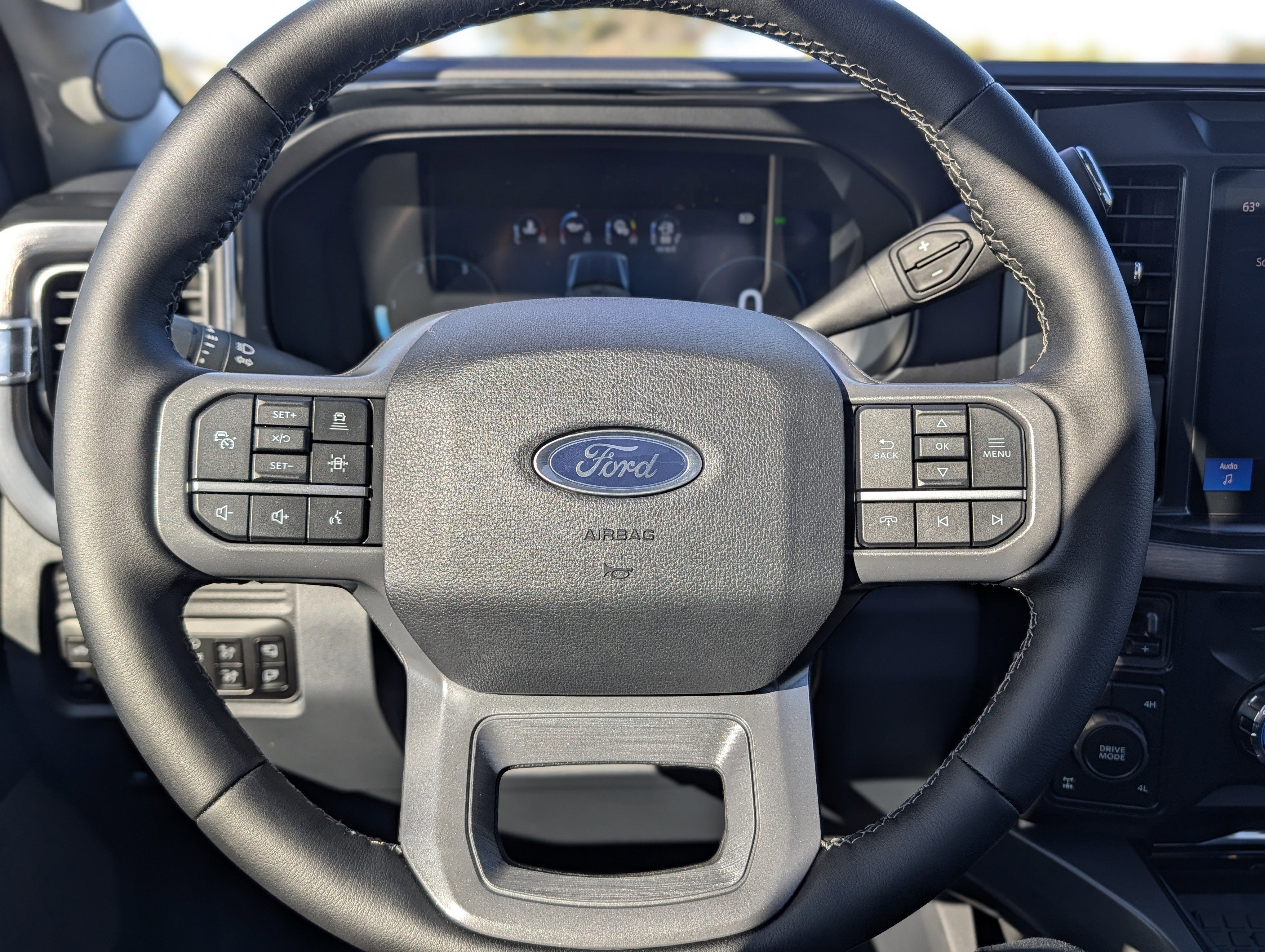 2026 Ford SUPER DUTY F-250 Lariat