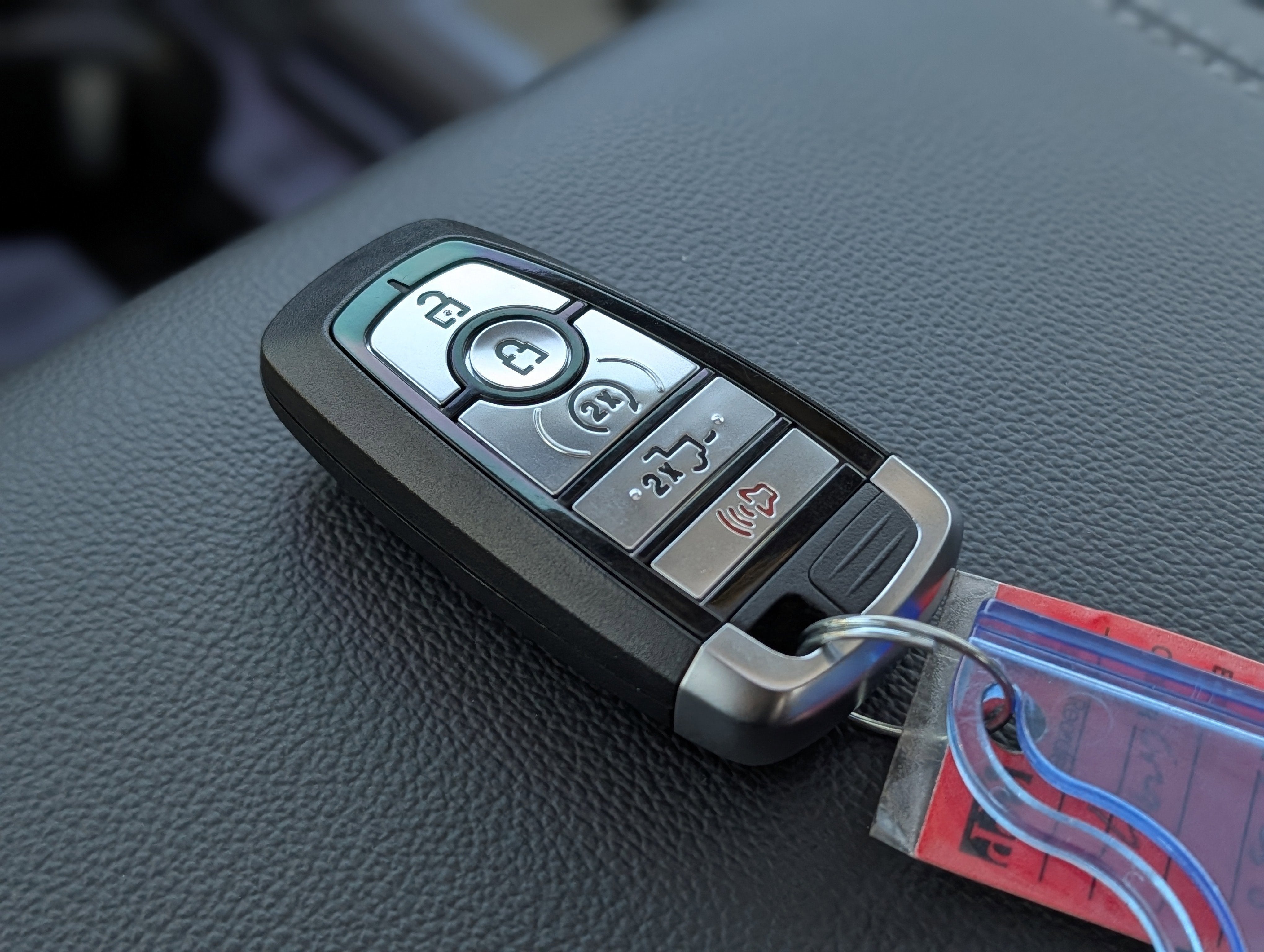 2026 Ford SUPER DUTY F-250 Lariat