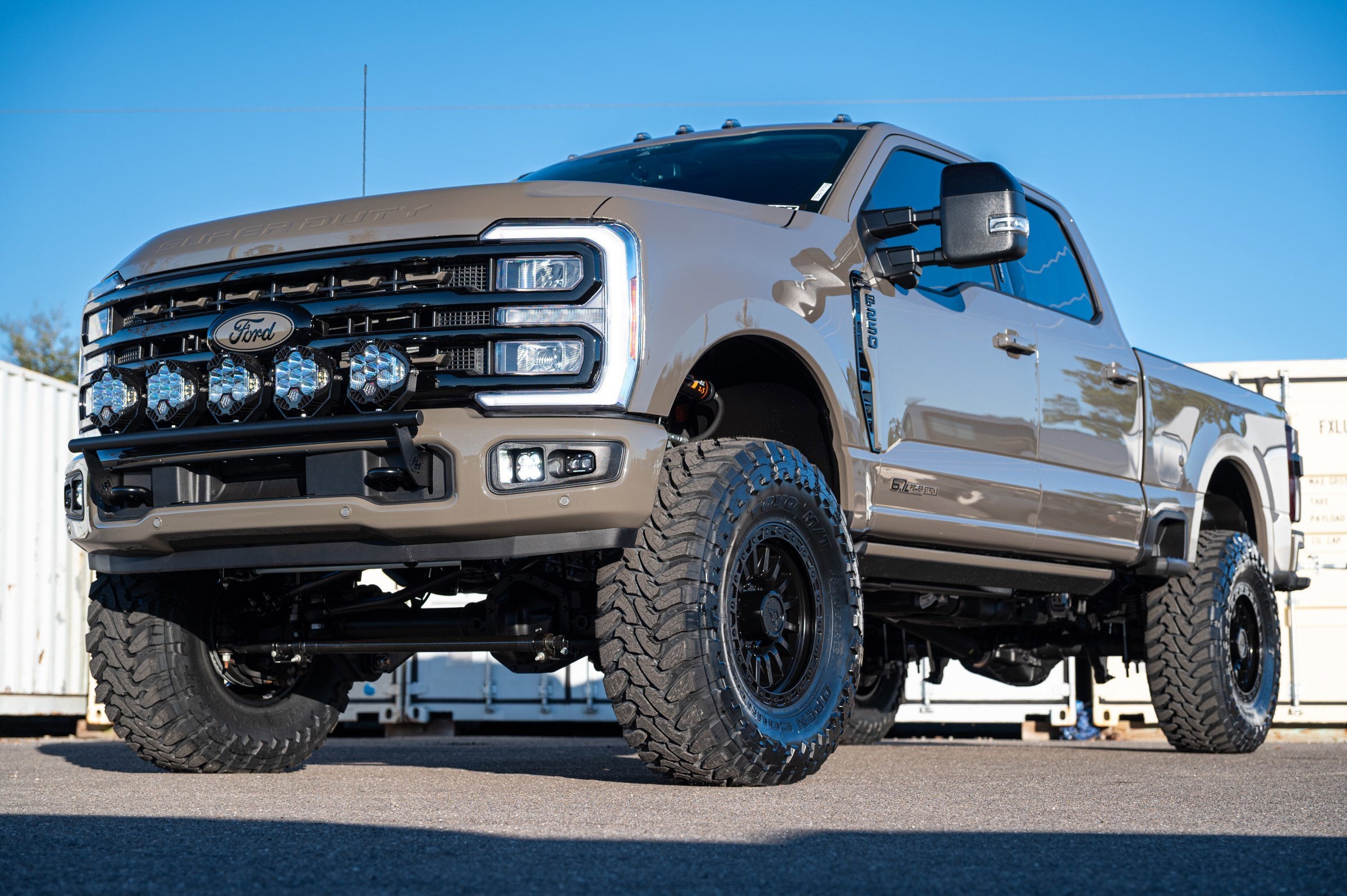 2026 Ford SUPER DUTY F-250 Lariat