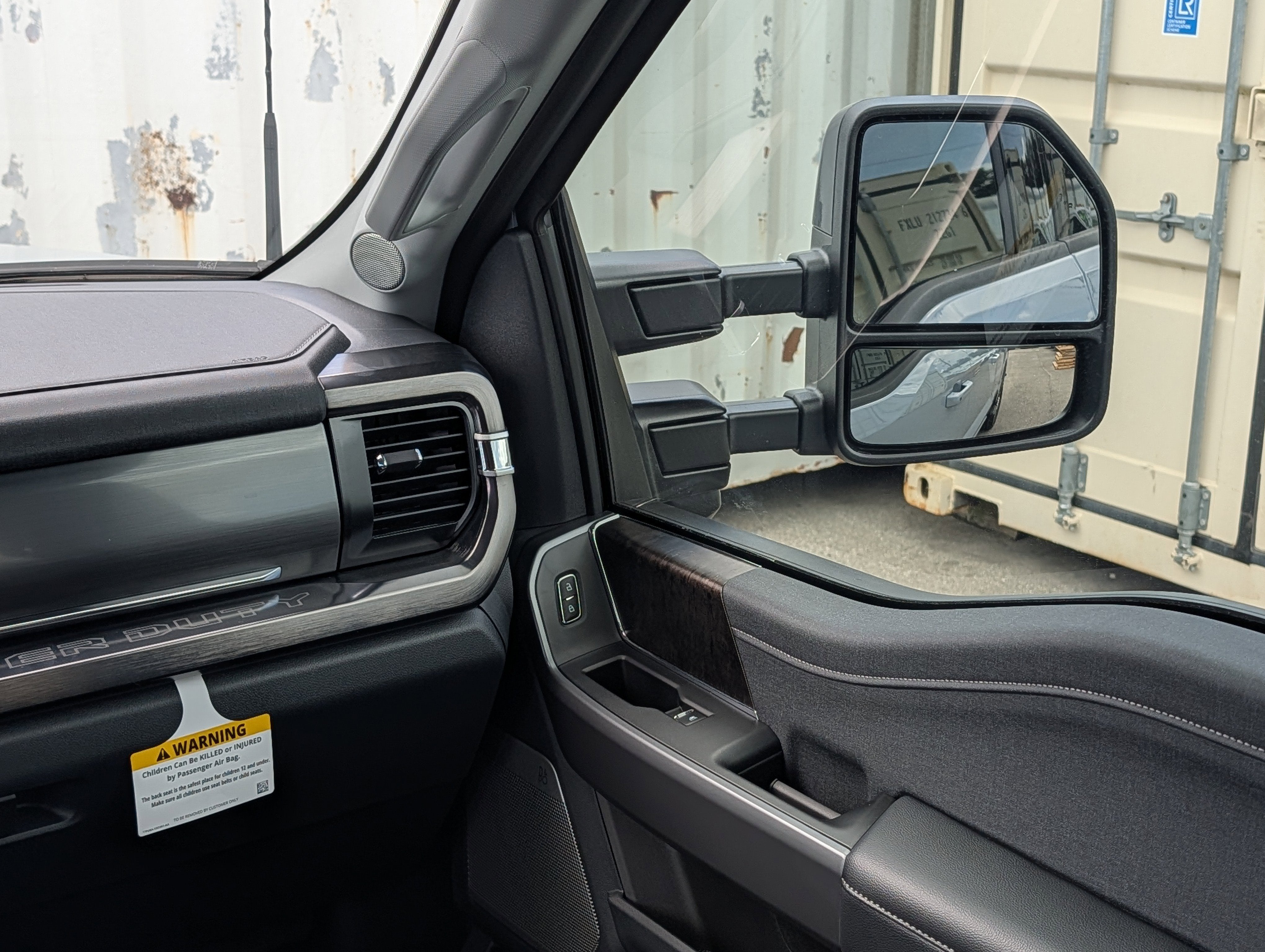 2026 Ford SUPER DUTY F-250 Lariat