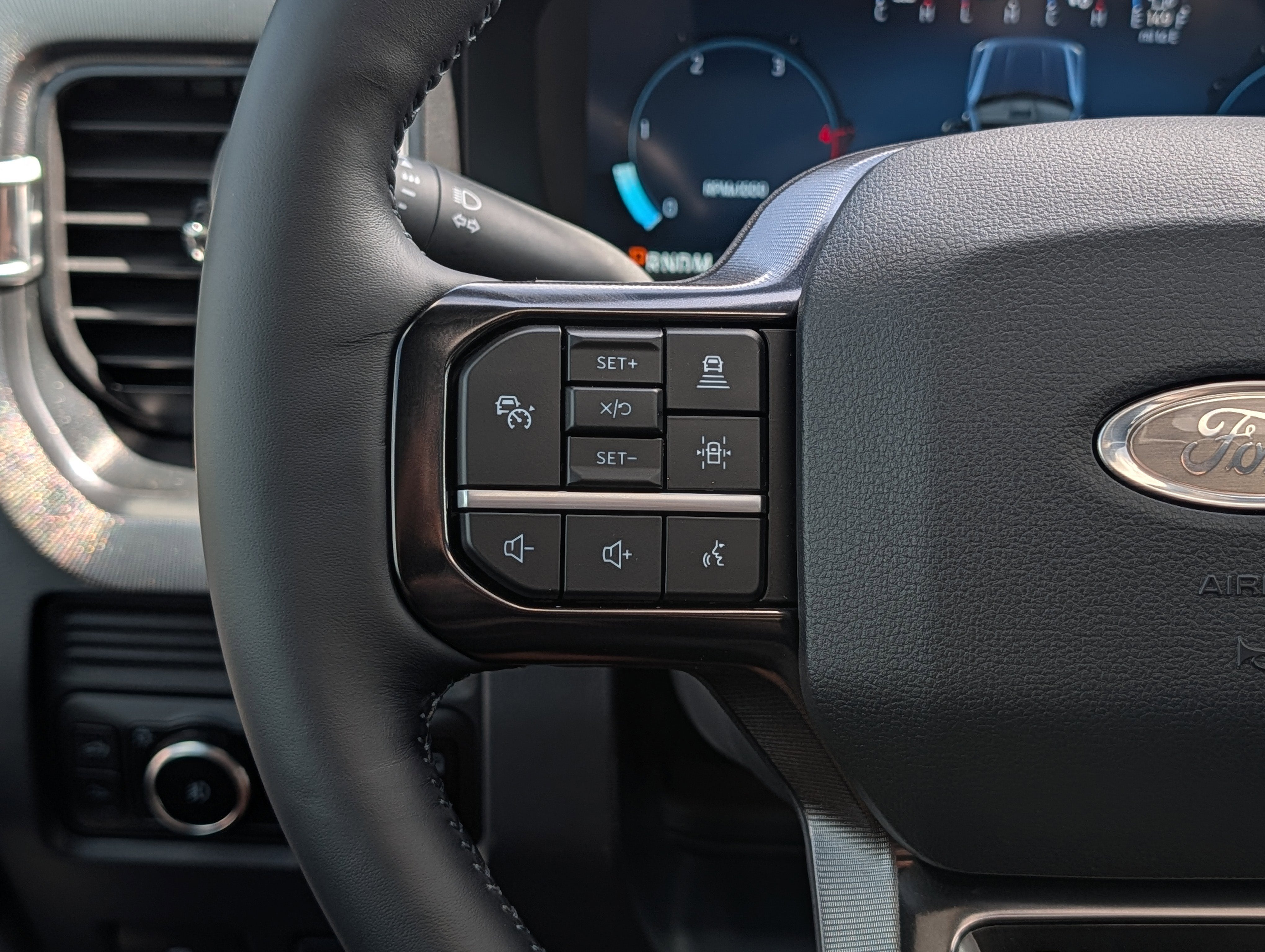 2026 Ford SUPER DUTY F-250 Platinum