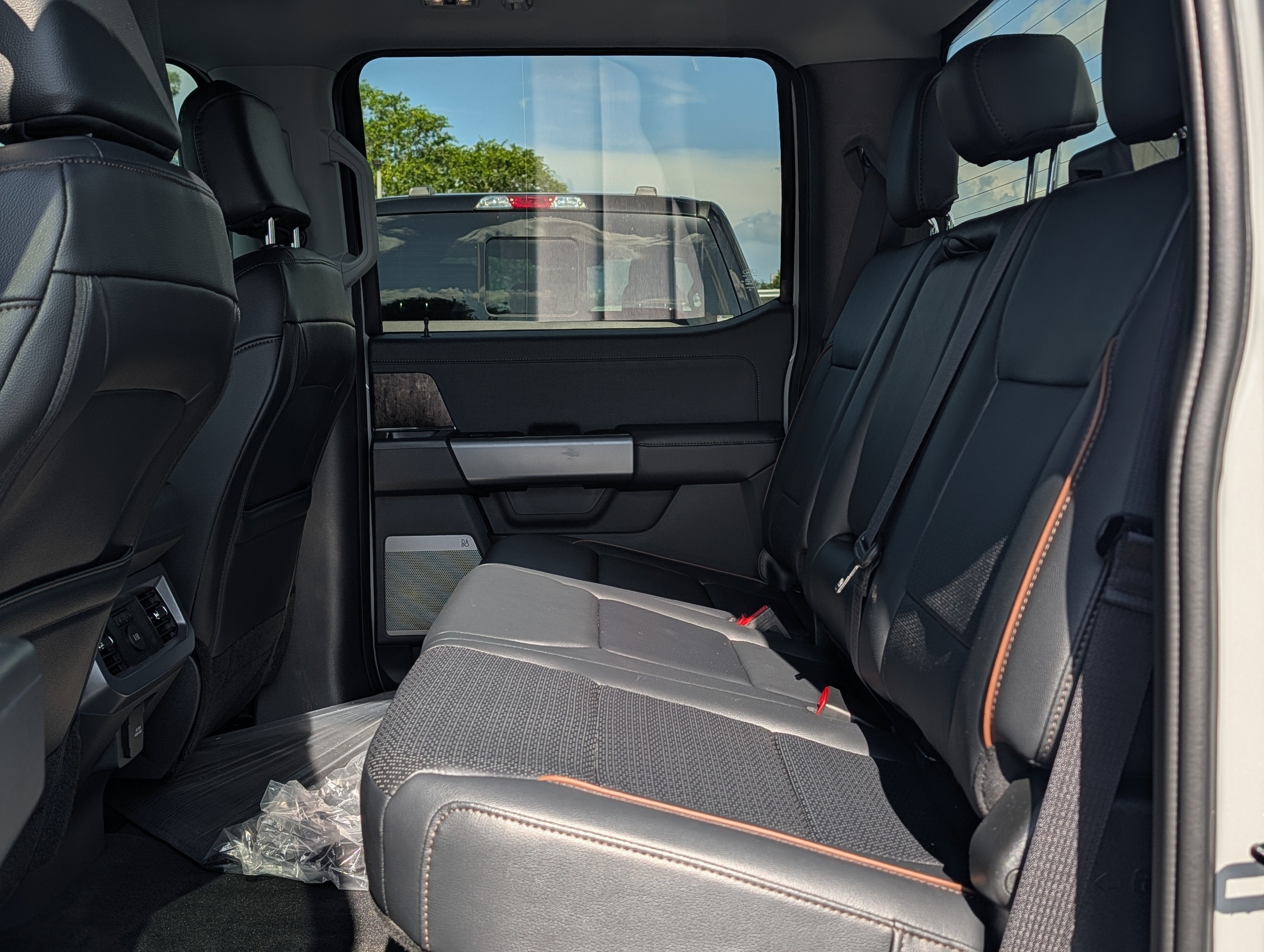 2026 Ford SUPER DUTY F-250 Lariat