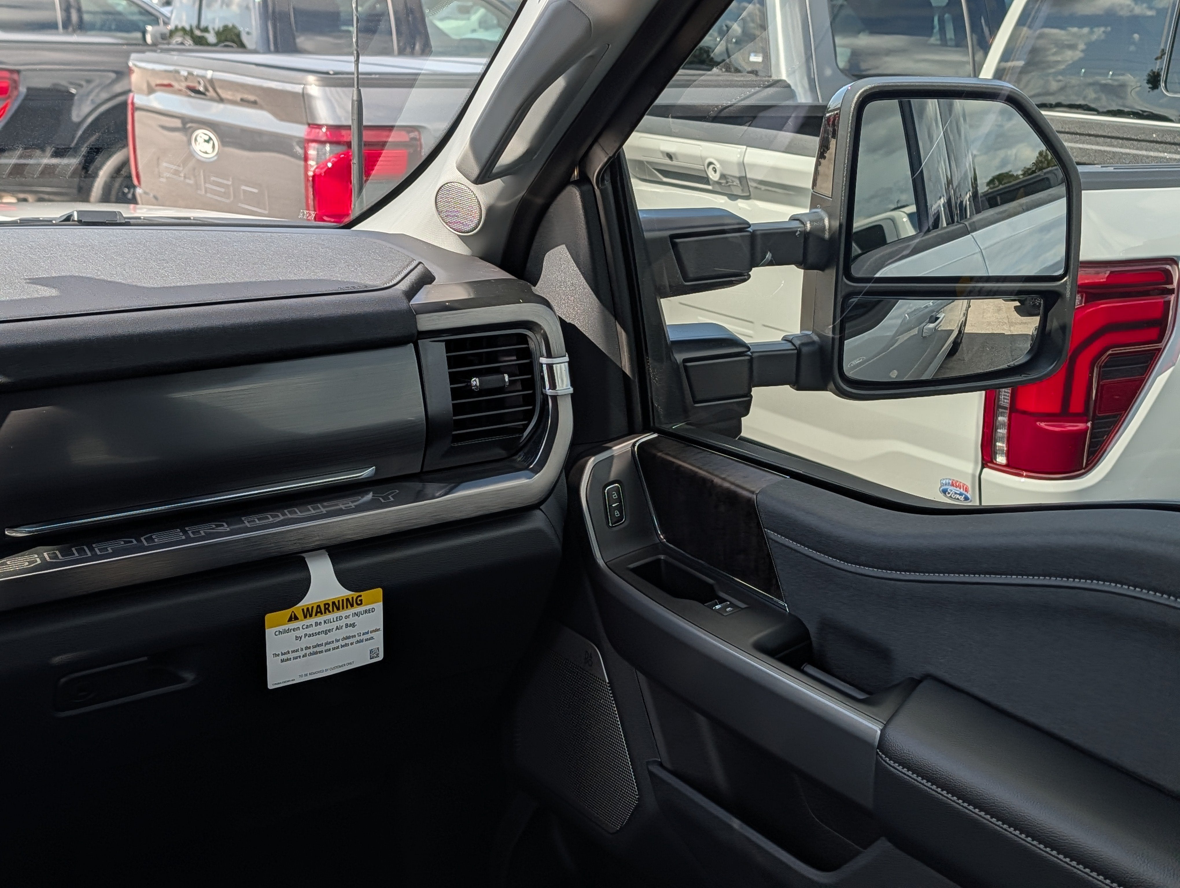 2026 Ford SUPER DUTY F-250 Lariat