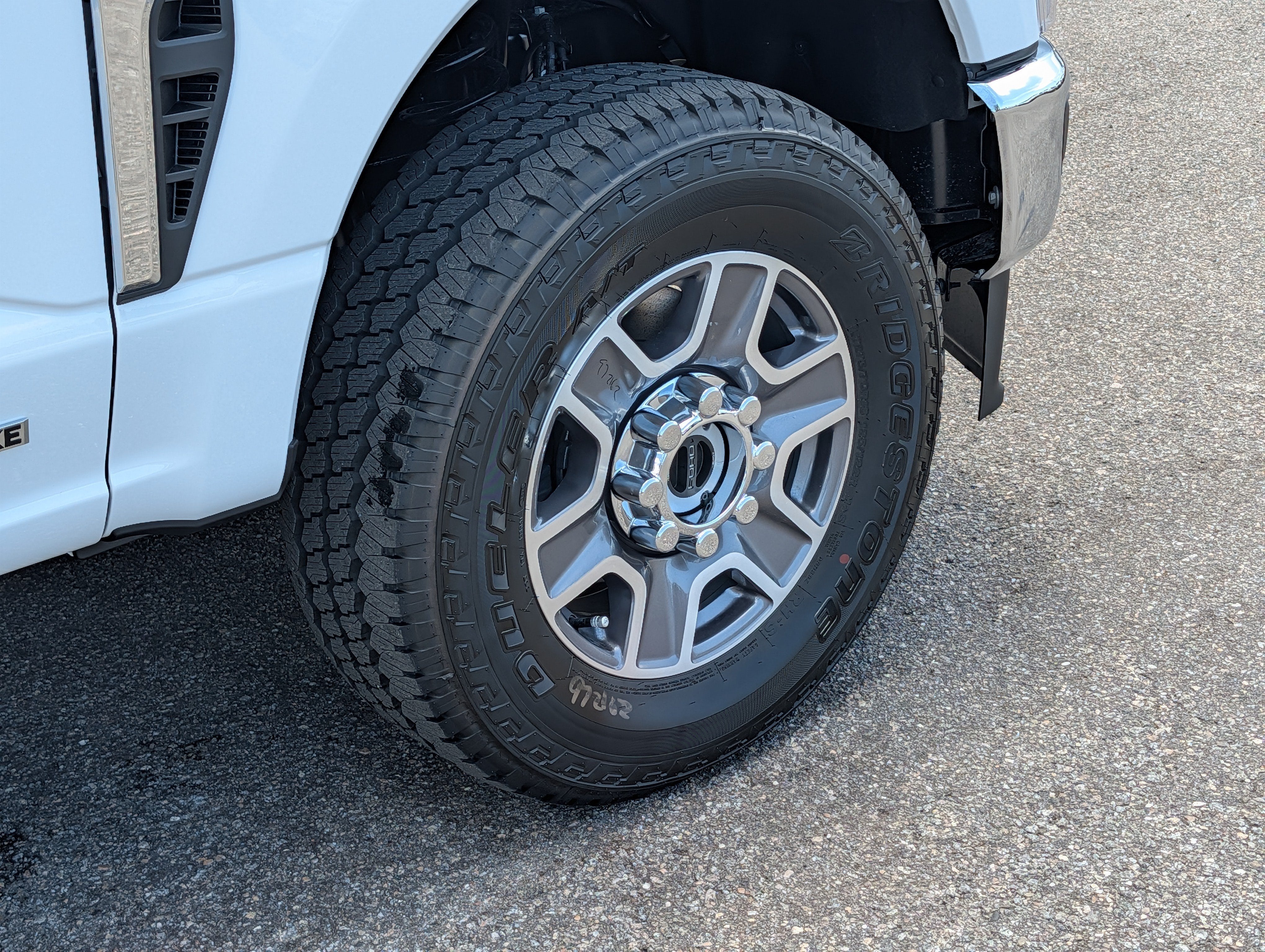 2026 Ford SUPER DUTY F-250 Lariat