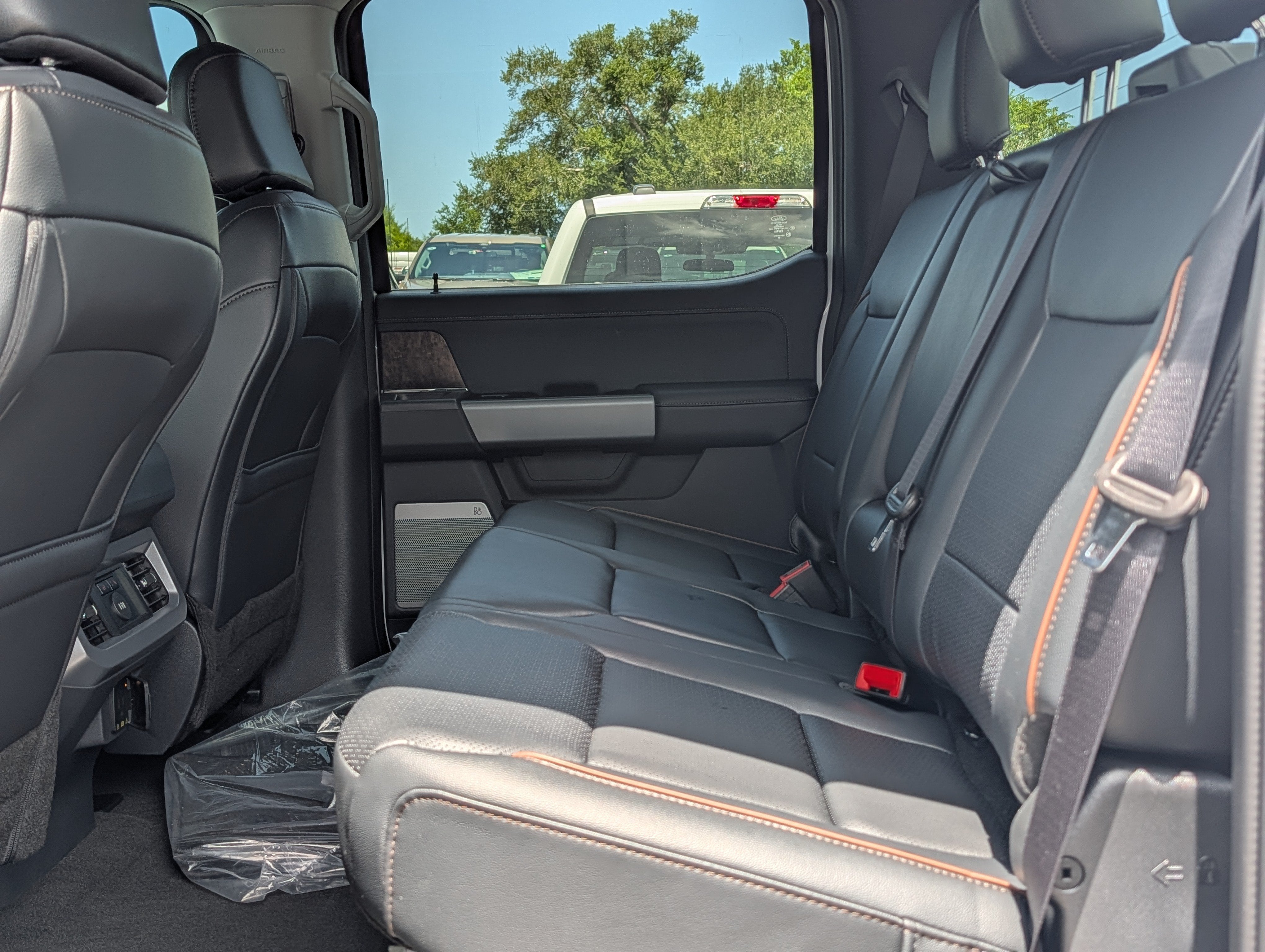 2026 Ford SUPER DUTY F-250 Lariat