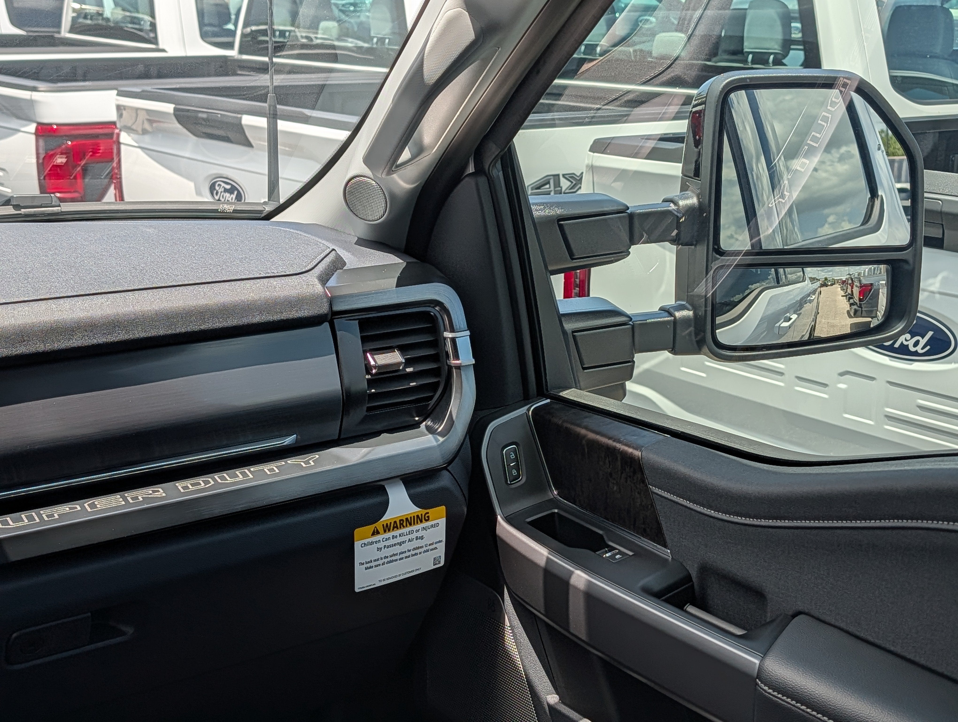 2026 Ford SUPER DUTY F-250 Lariat
