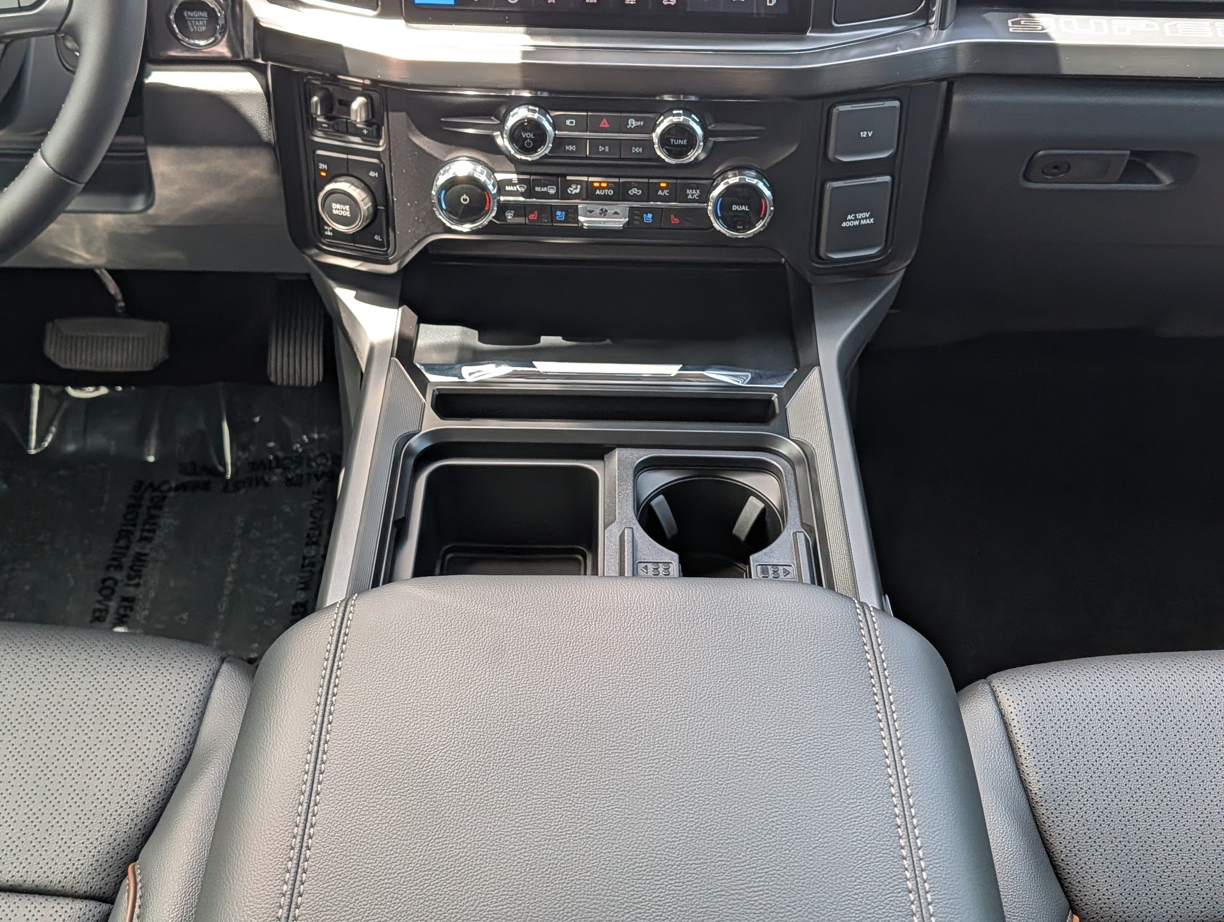 2026 Ford SUPER DUTY F-250 Lariat
