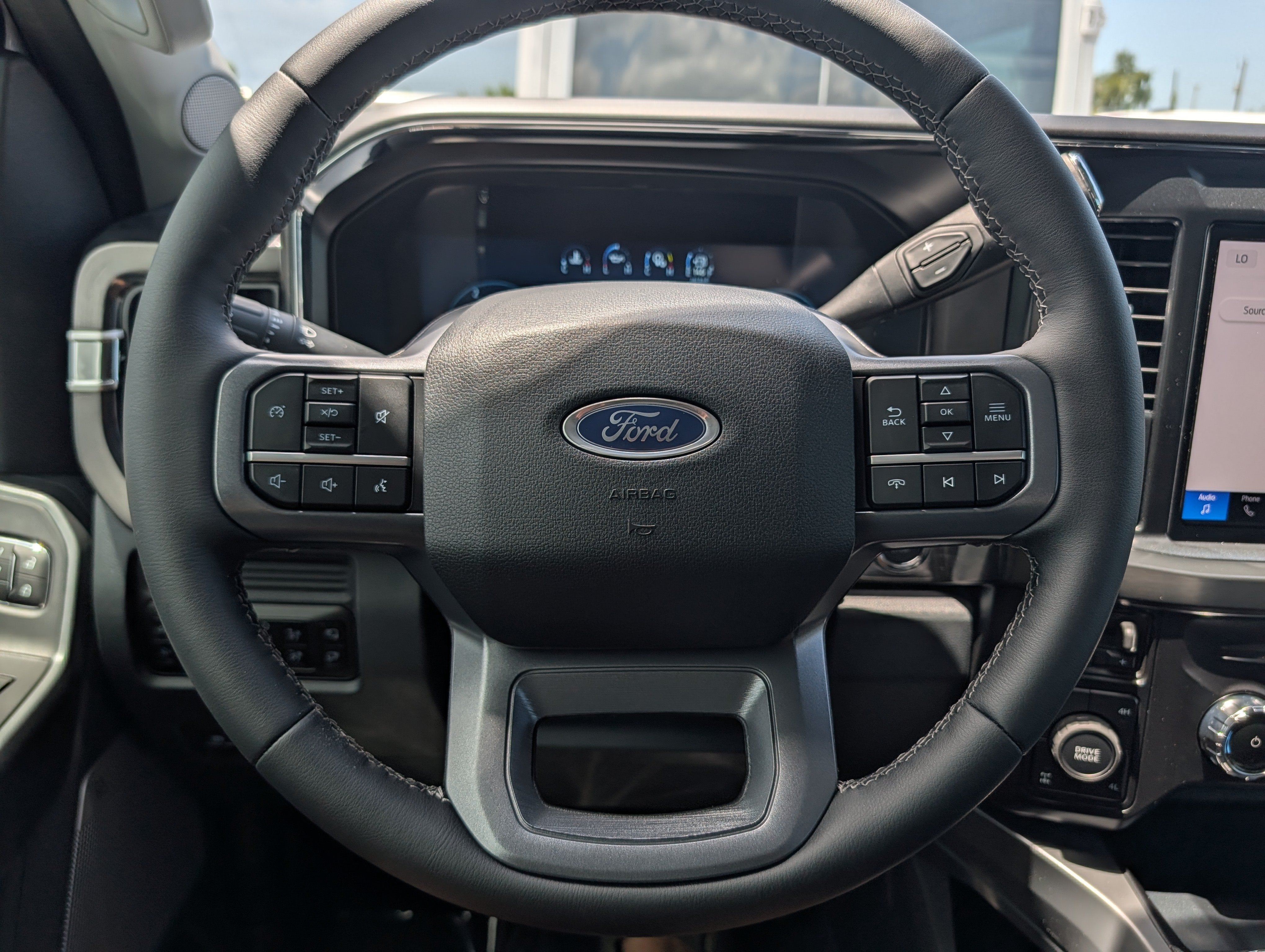 2026 Ford SUPER DUTY F-250 Lariat