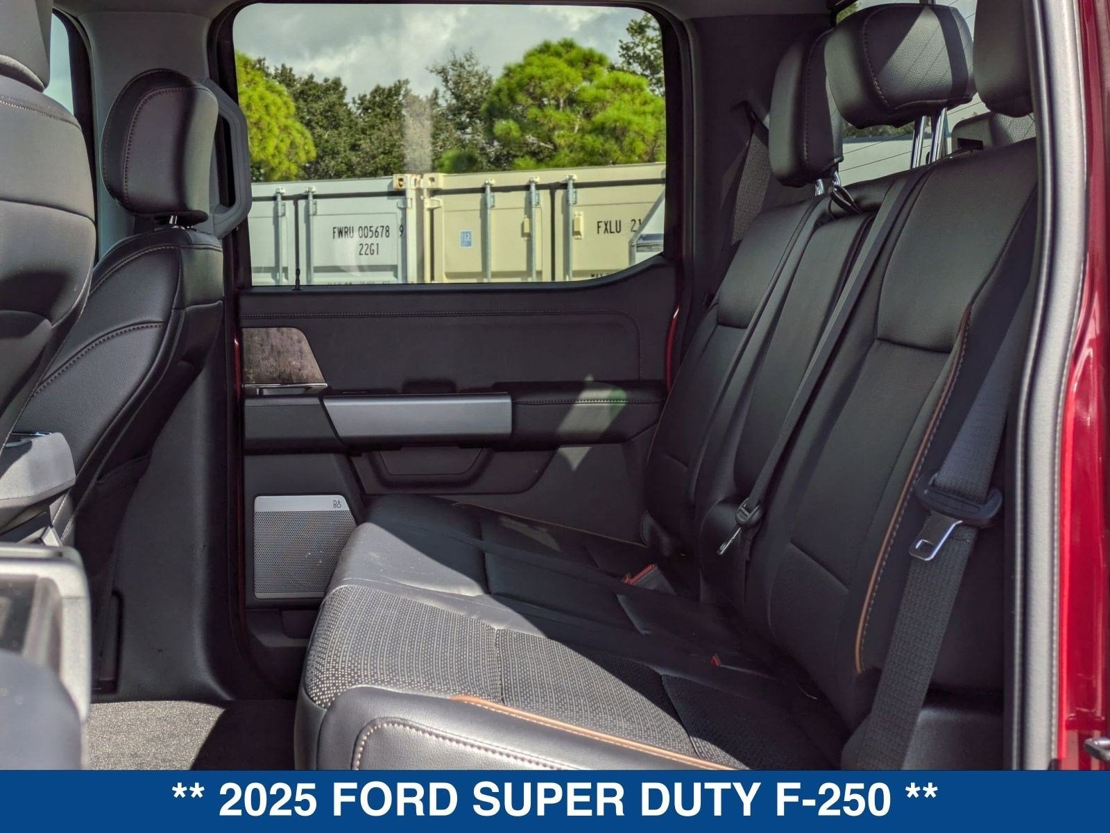 2025 Ford SUPER DUTY F-250 Lariat