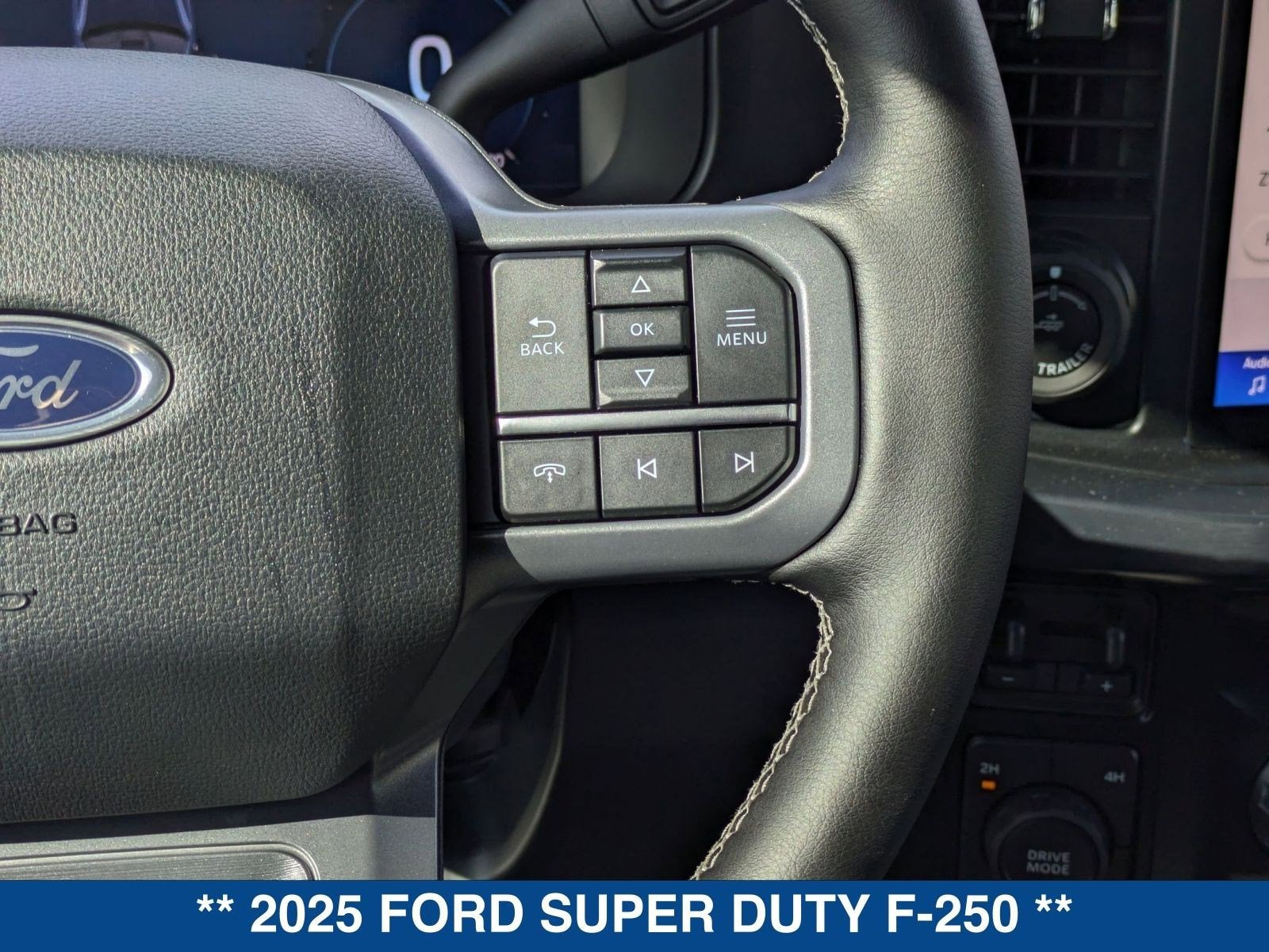 2025 Ford SUPER DUTY F-250 Lariat