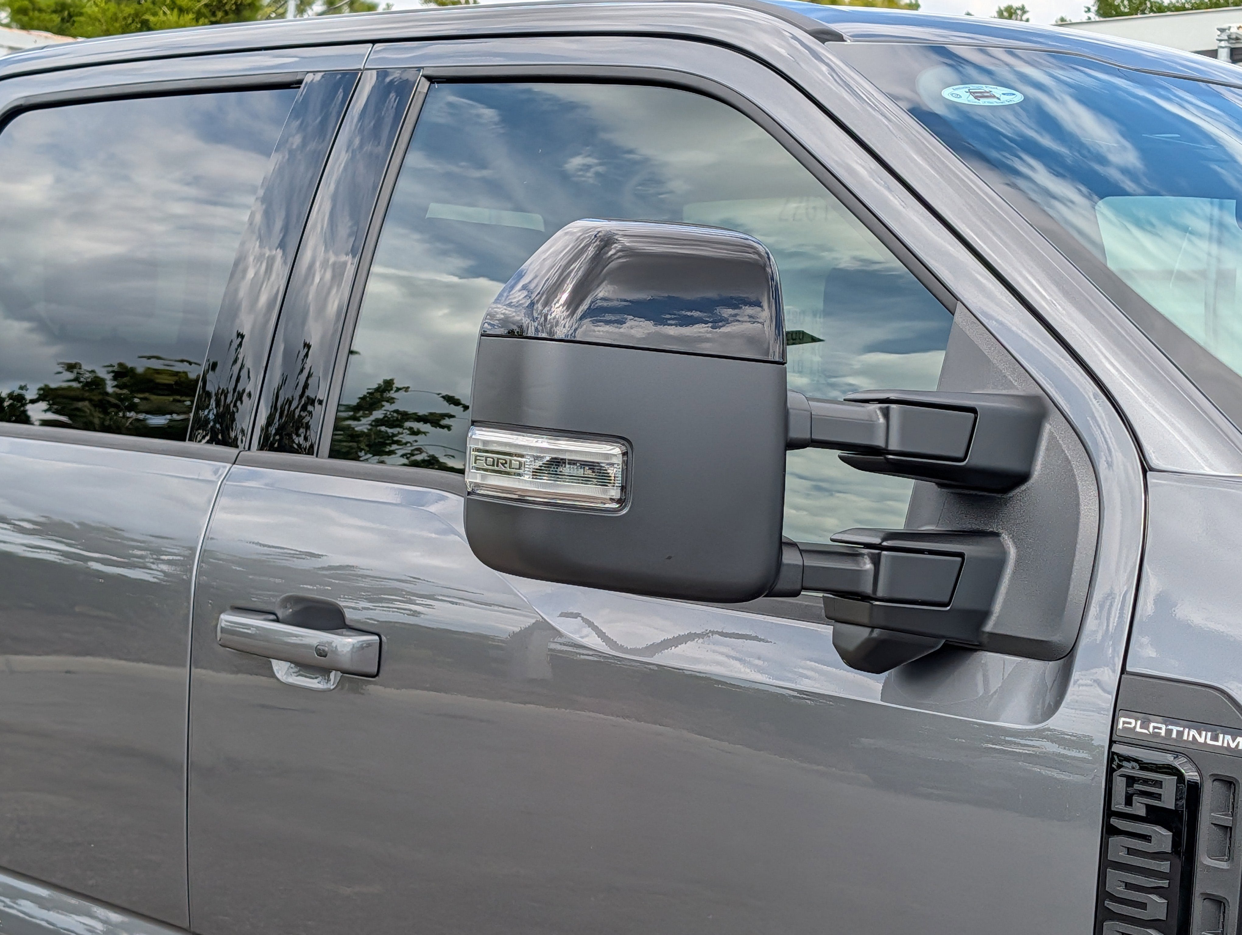 2026 Ford SUPER DUTY F-250 Platinum