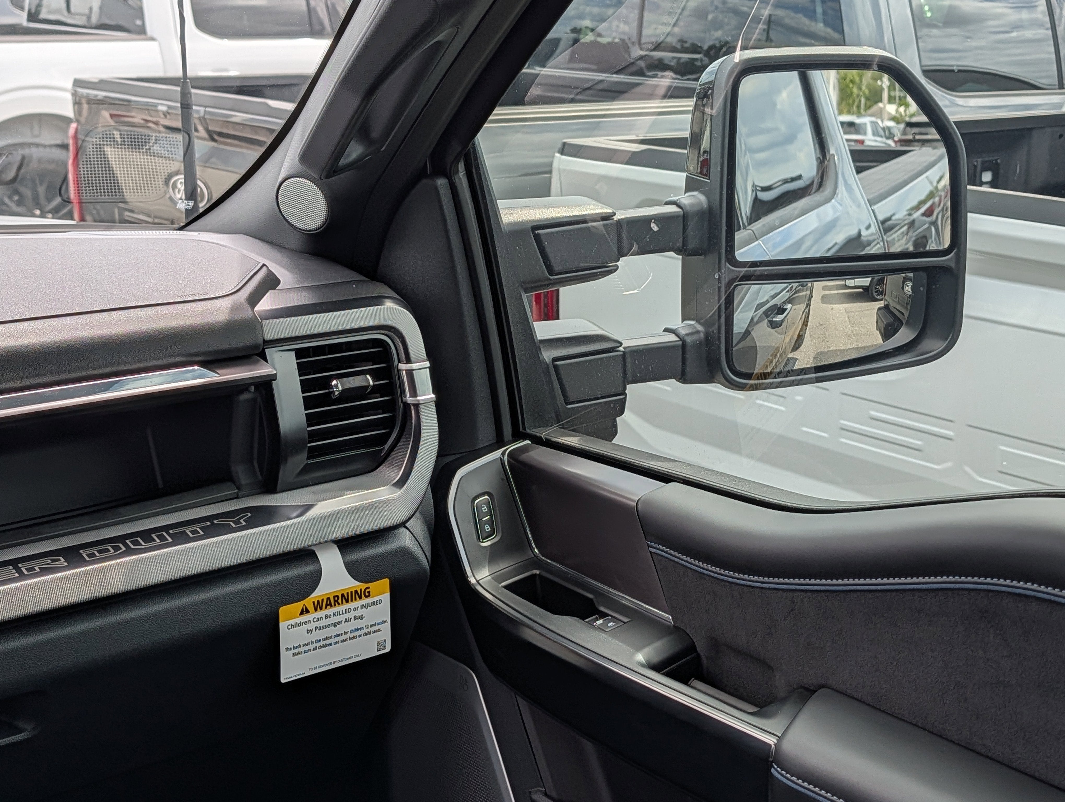 2026 Ford SUPER DUTY F-250 Platinum