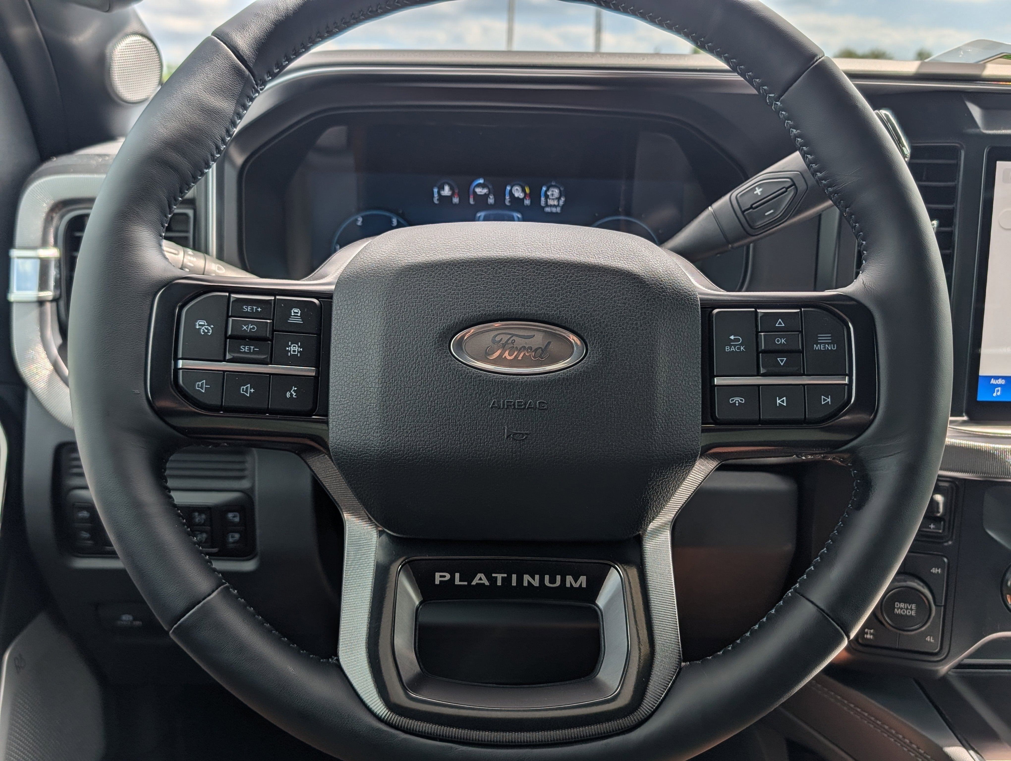 2026 Ford SUPER DUTY F-250 Platinum