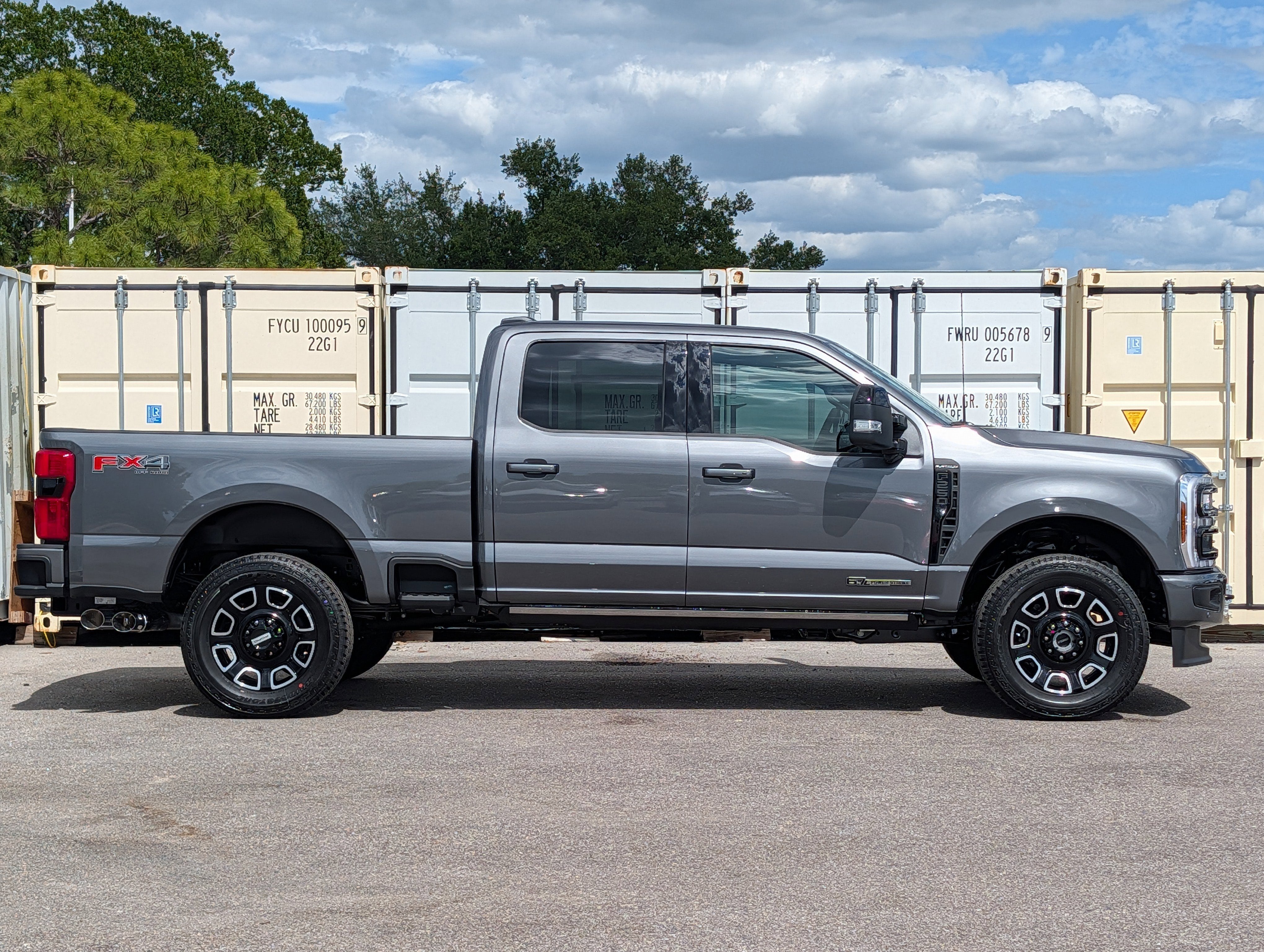 2026 Ford SUPER DUTY F-250 Platinum
