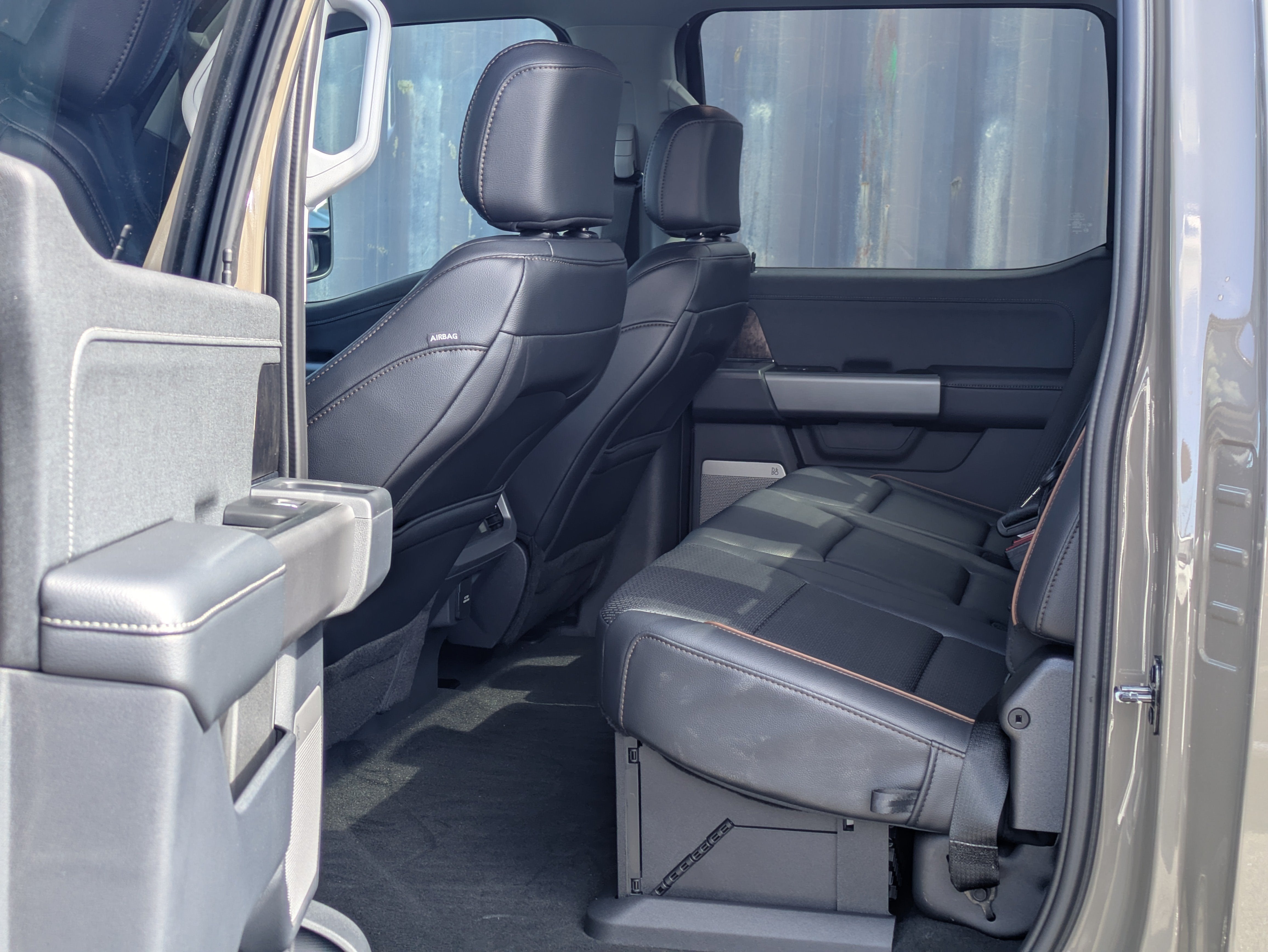 2026 Ford SUPER DUTY F-250 Lariat