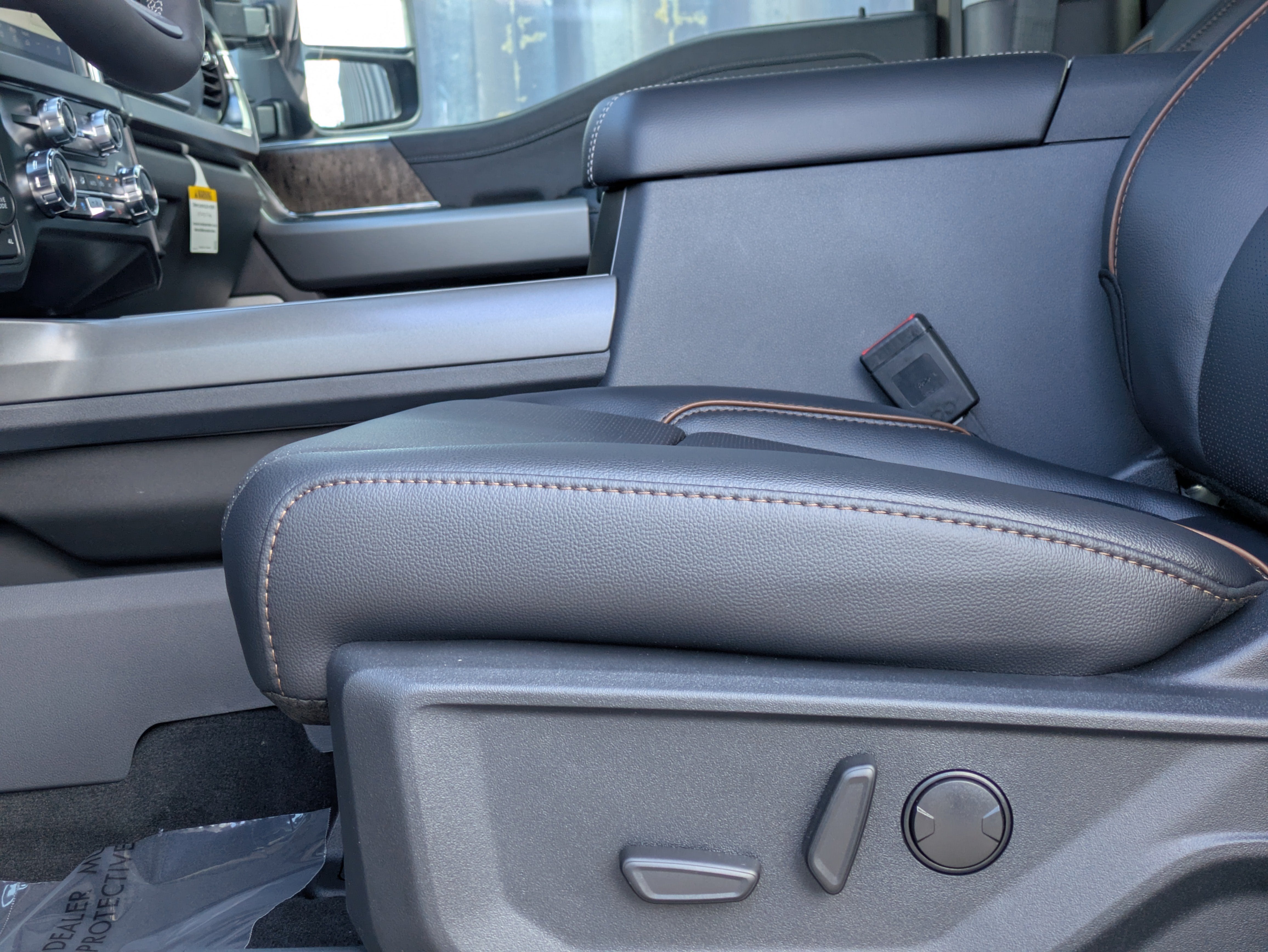 2026 Ford SUPER DUTY F-250 Lariat