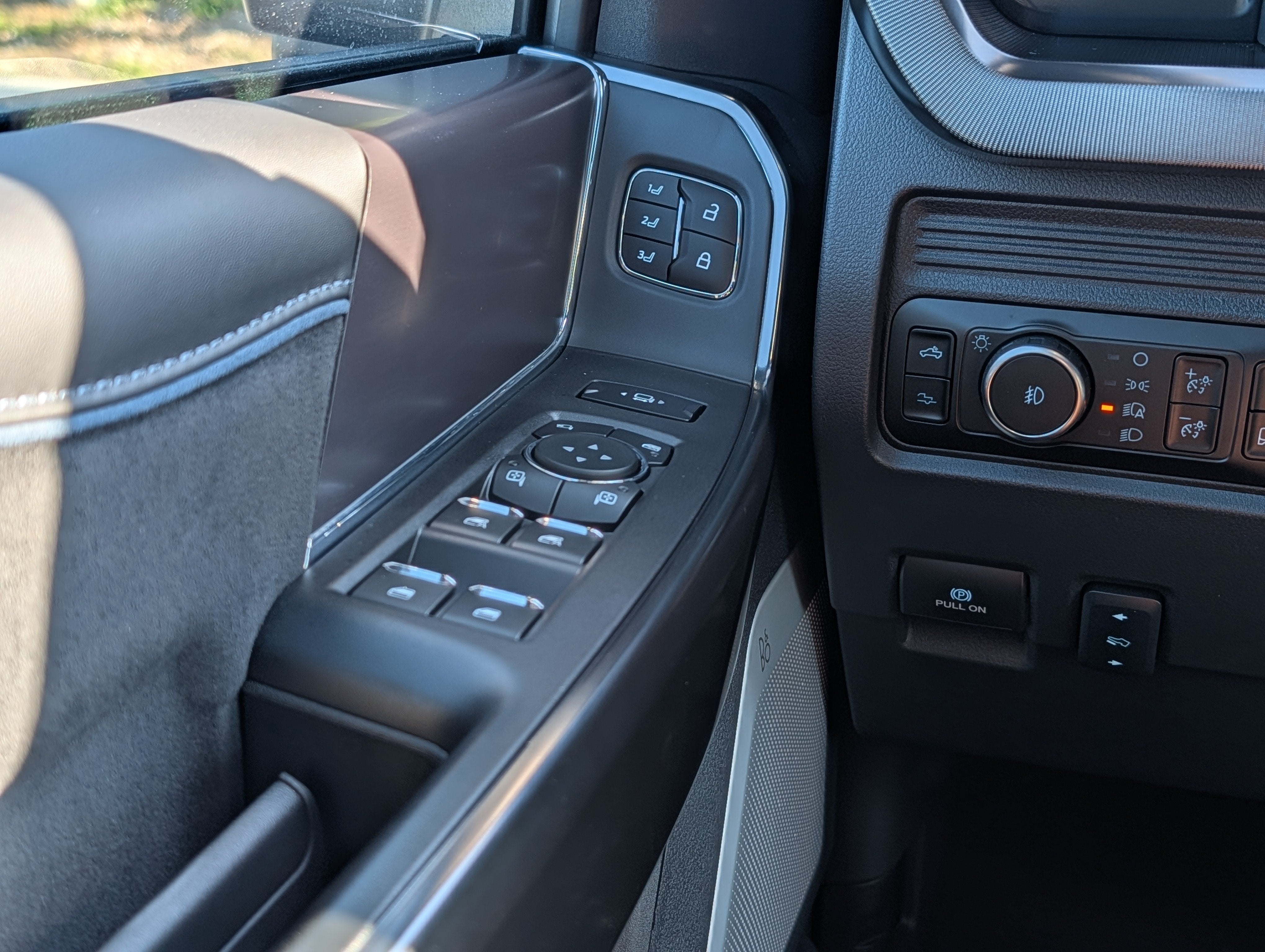 2026 Ford SUPER DUTY F-250 Platinum