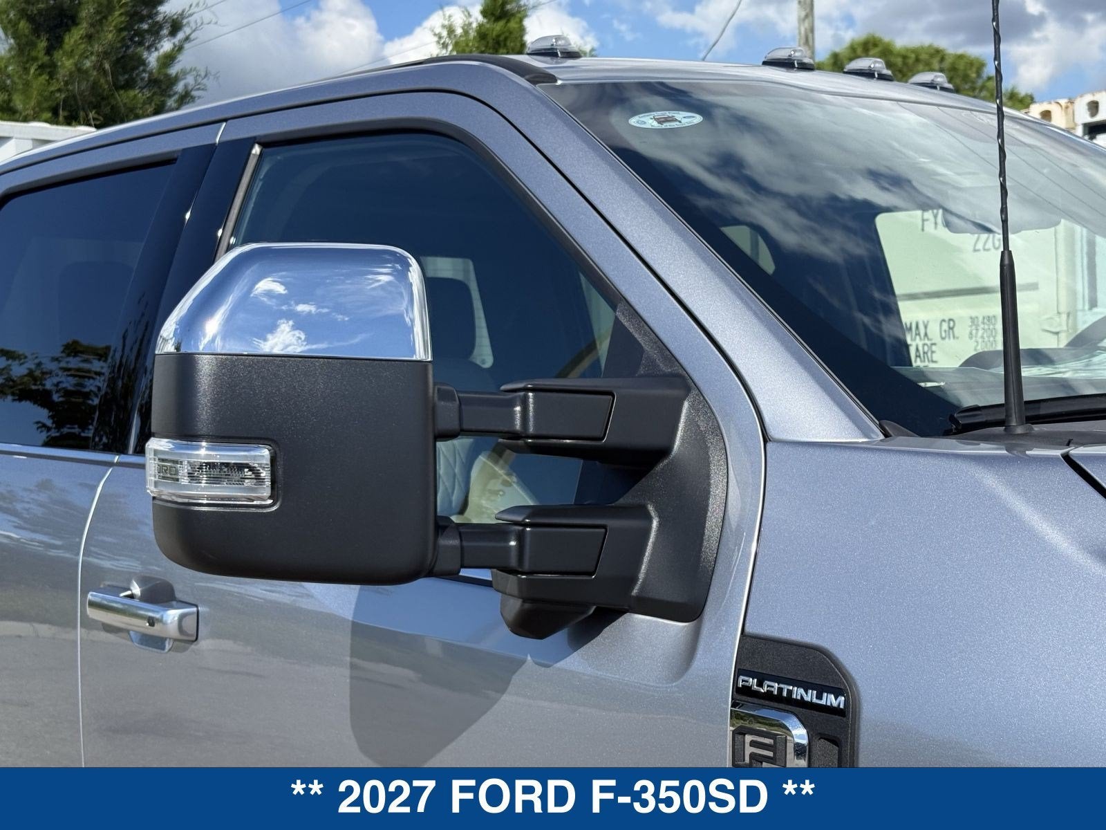 2027 Ford F-350SD Platinum