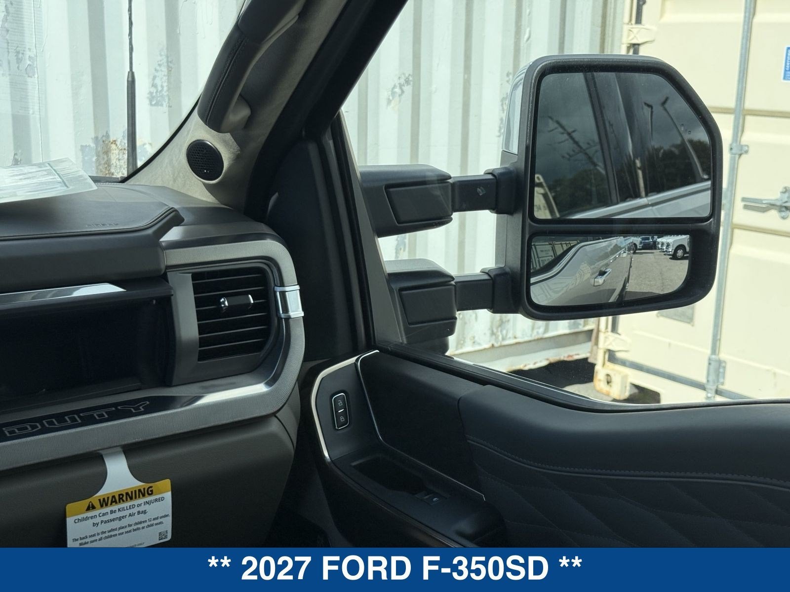 2027 Ford F-350SD Platinum