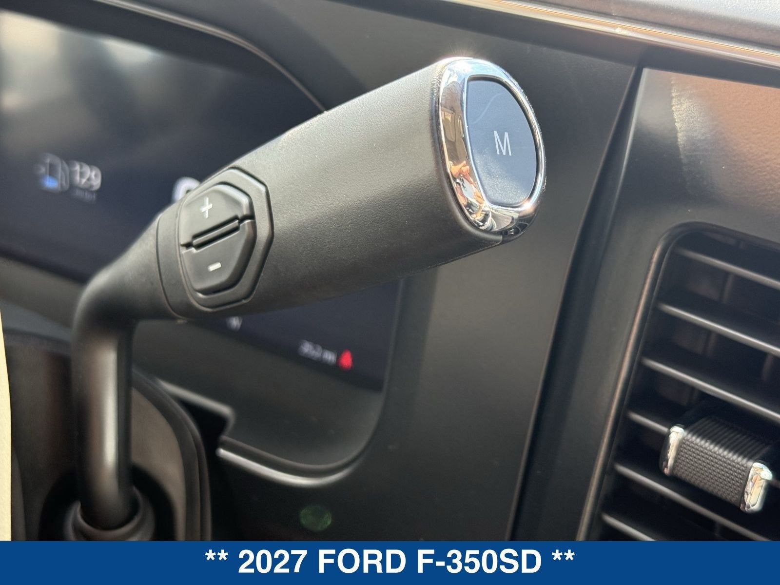 2027 Ford F-350SD Platinum