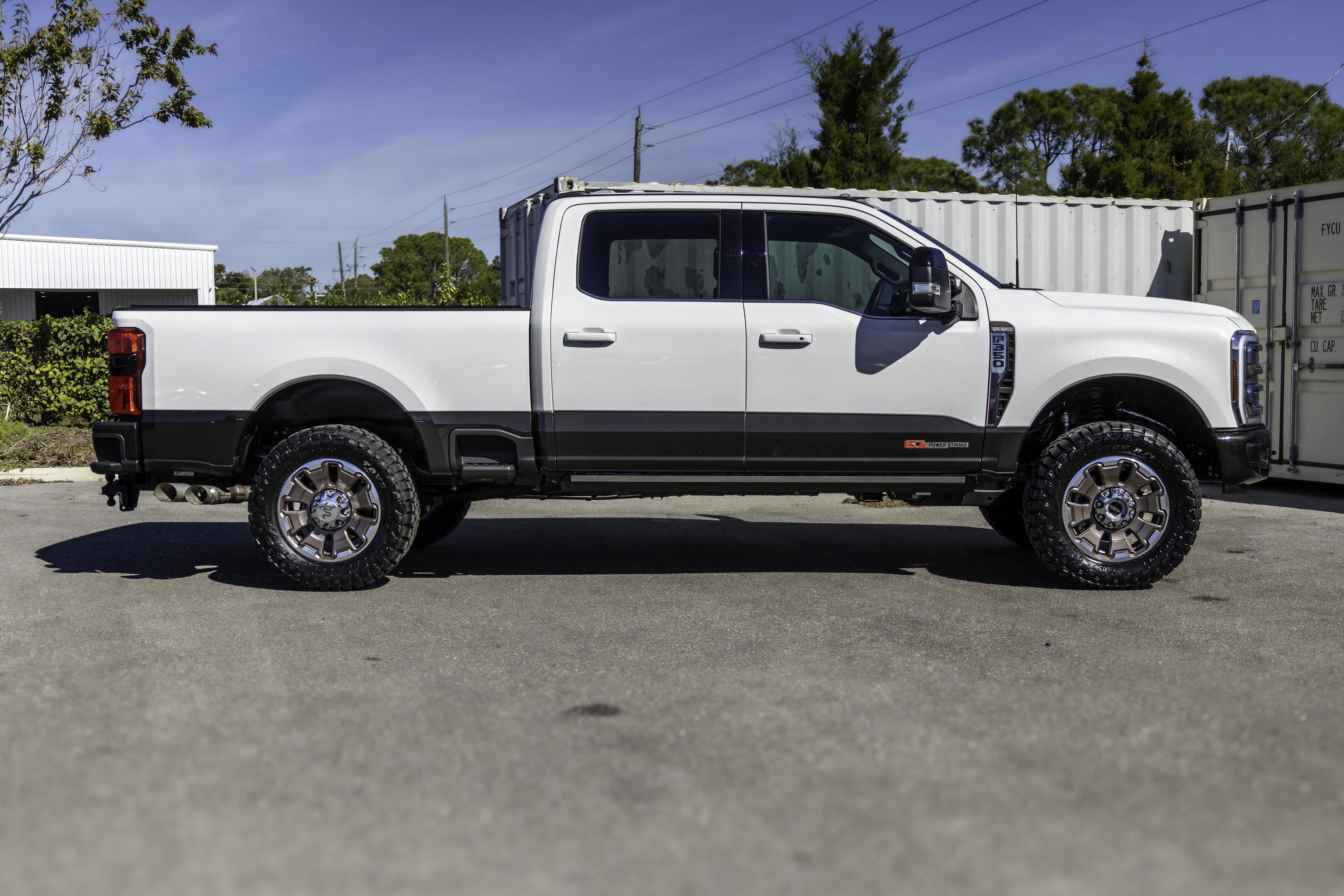 2025 Ford Super Duty F-350 SRW King Ranch