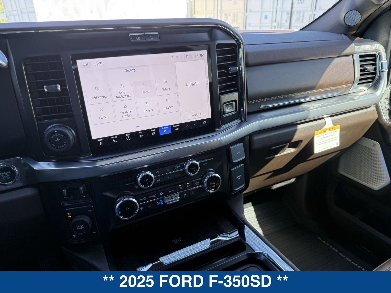 2025 Ford Super Duty F-350 SRW King Ranch